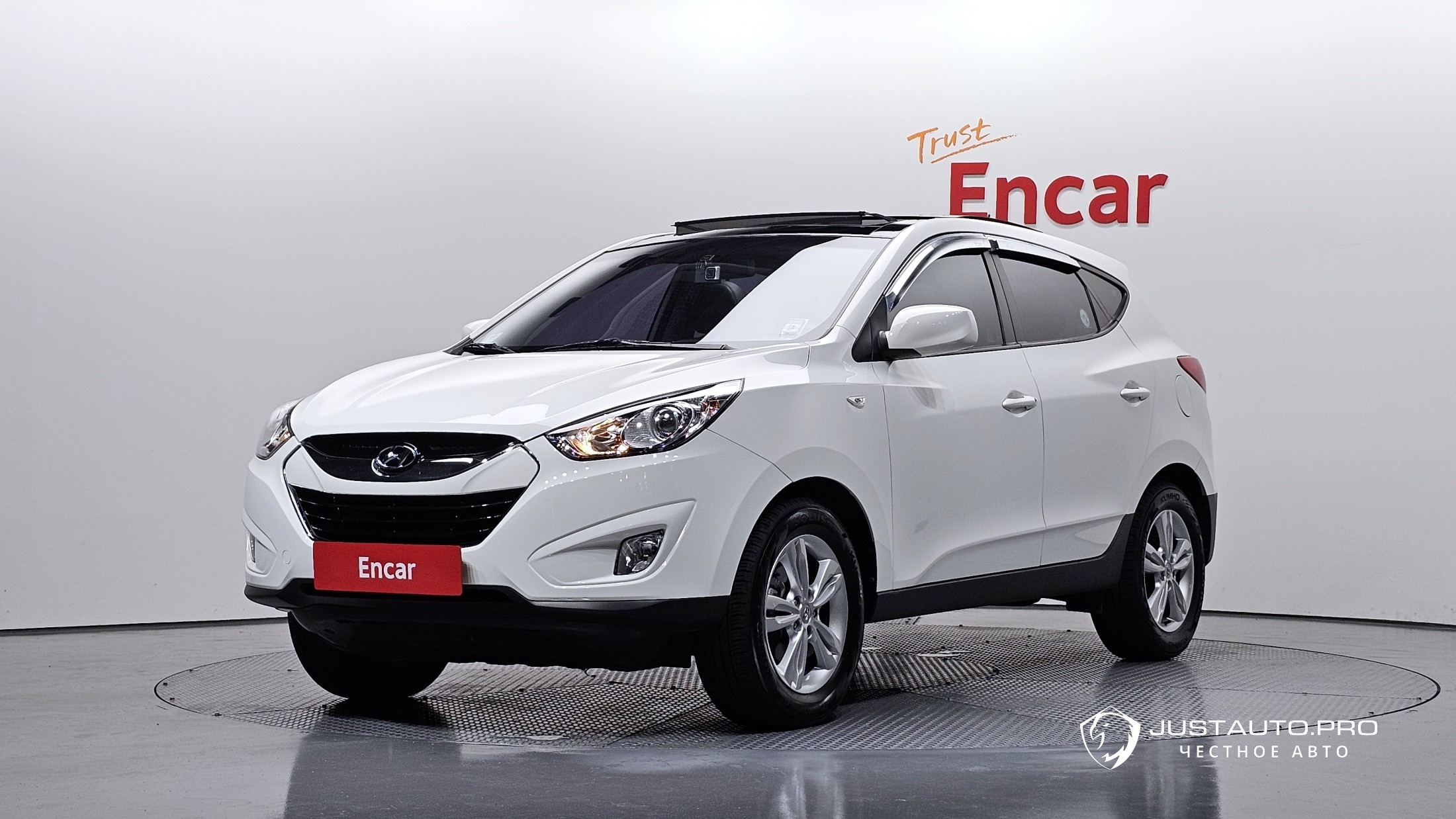 Автомобиль Hyundai Tucson