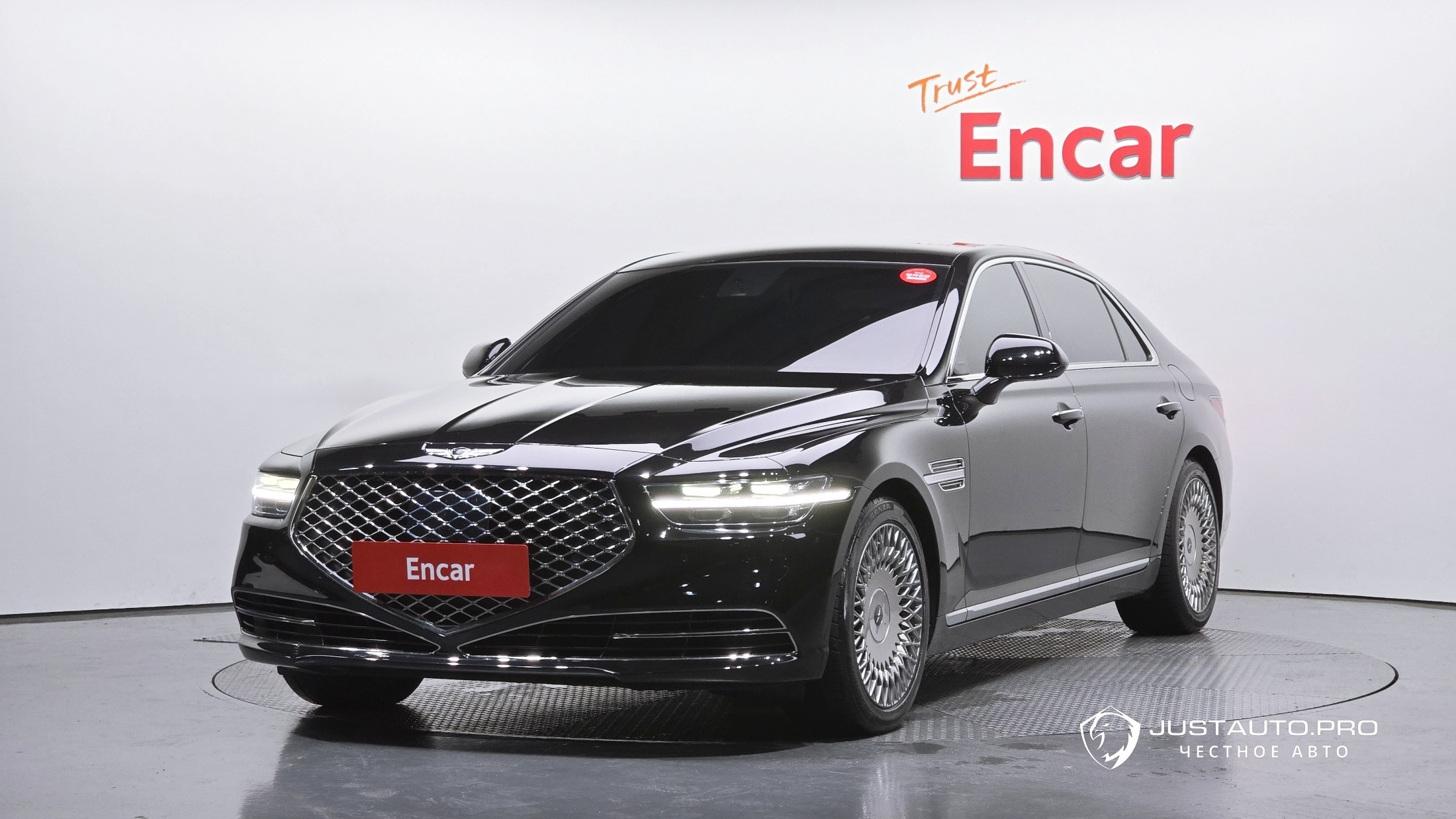Автомобиль Genesis G90