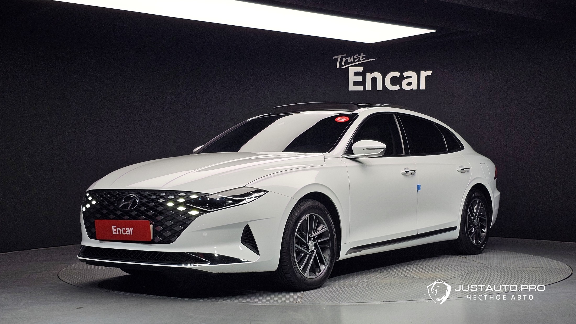 Автомобиль Hyundai Grandeur