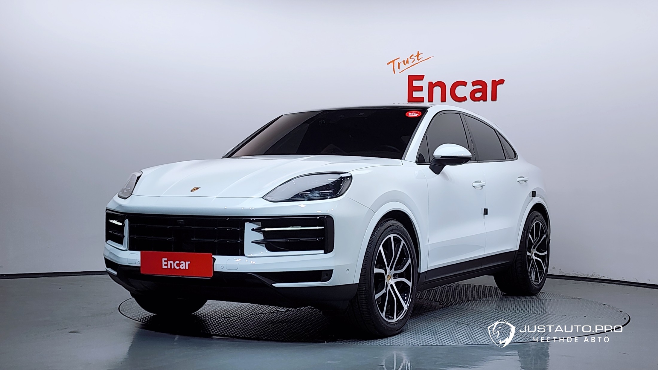 Автомобиль Porsche Cayenne