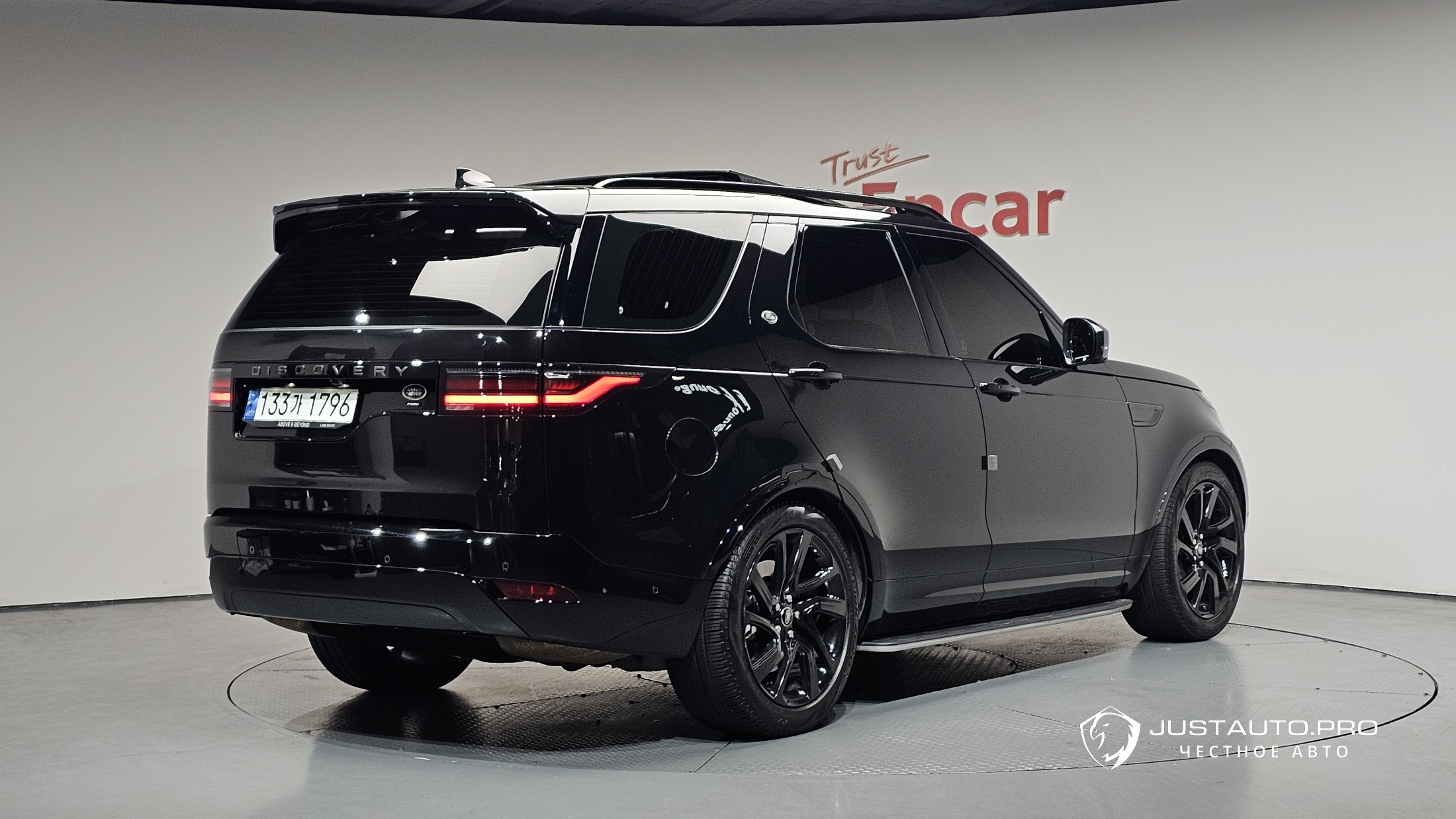 Автомобиль Land Rover Discovery