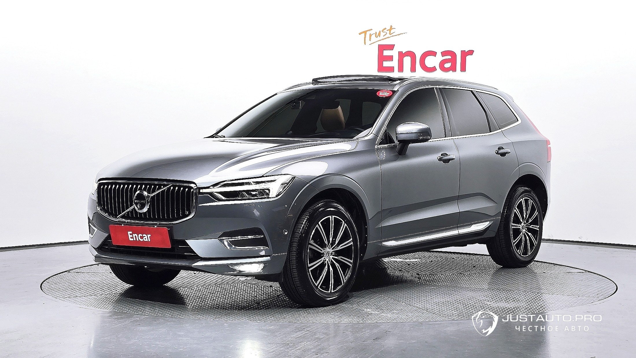 Автомобиль Volvo XC60