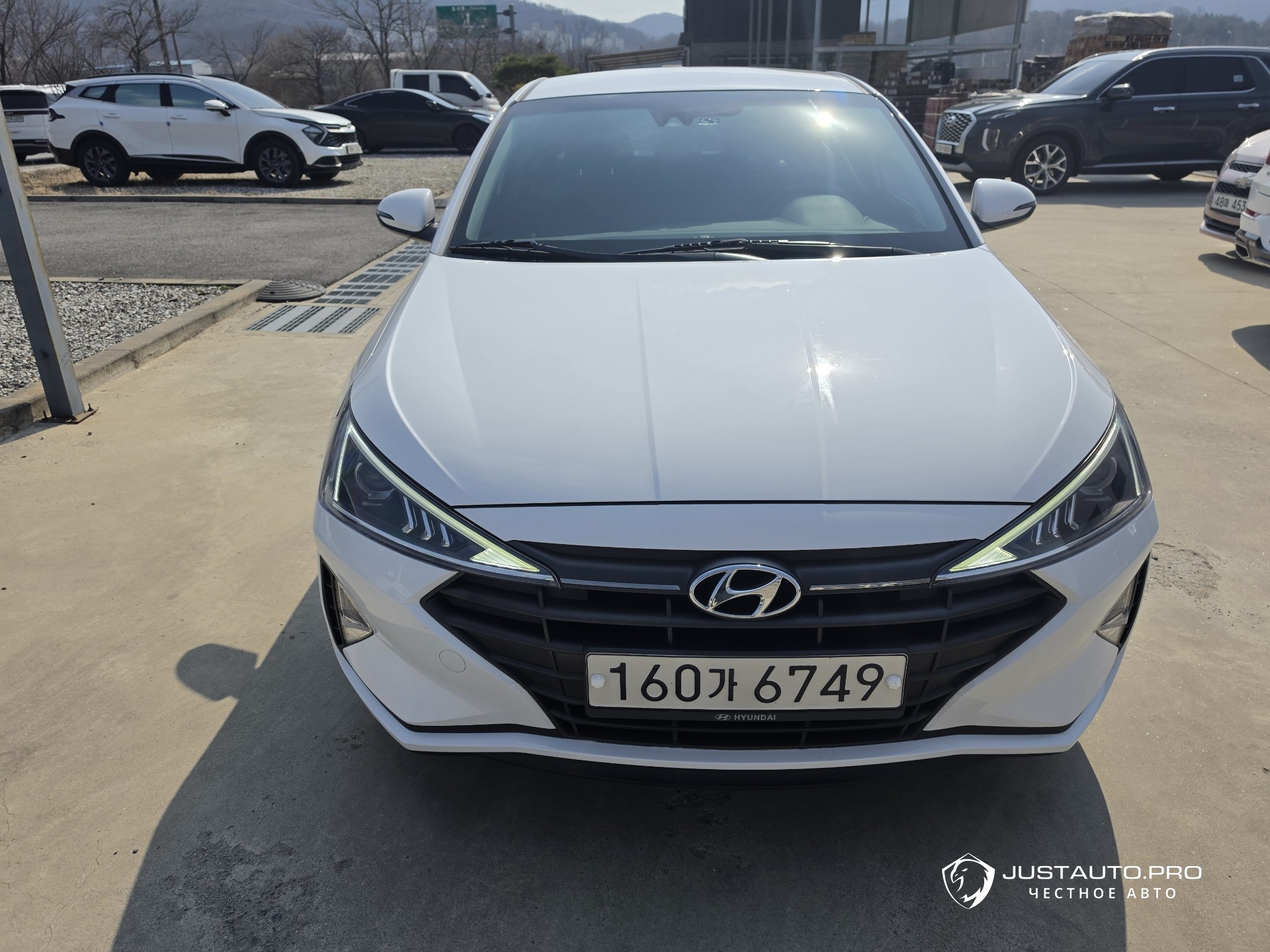 Автомобиль Hyundai AVANTE