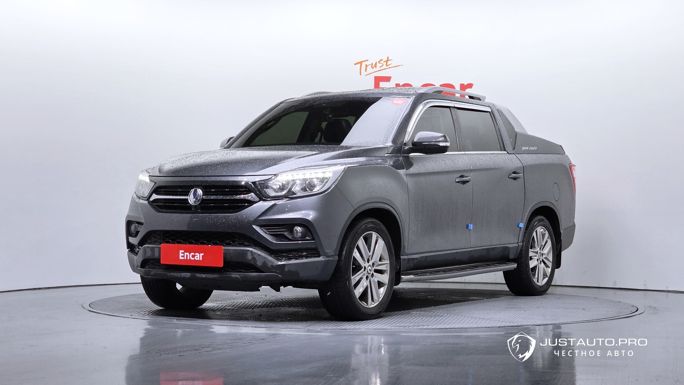 Автомобиль KG_Mobility_Ssangyong Rexton