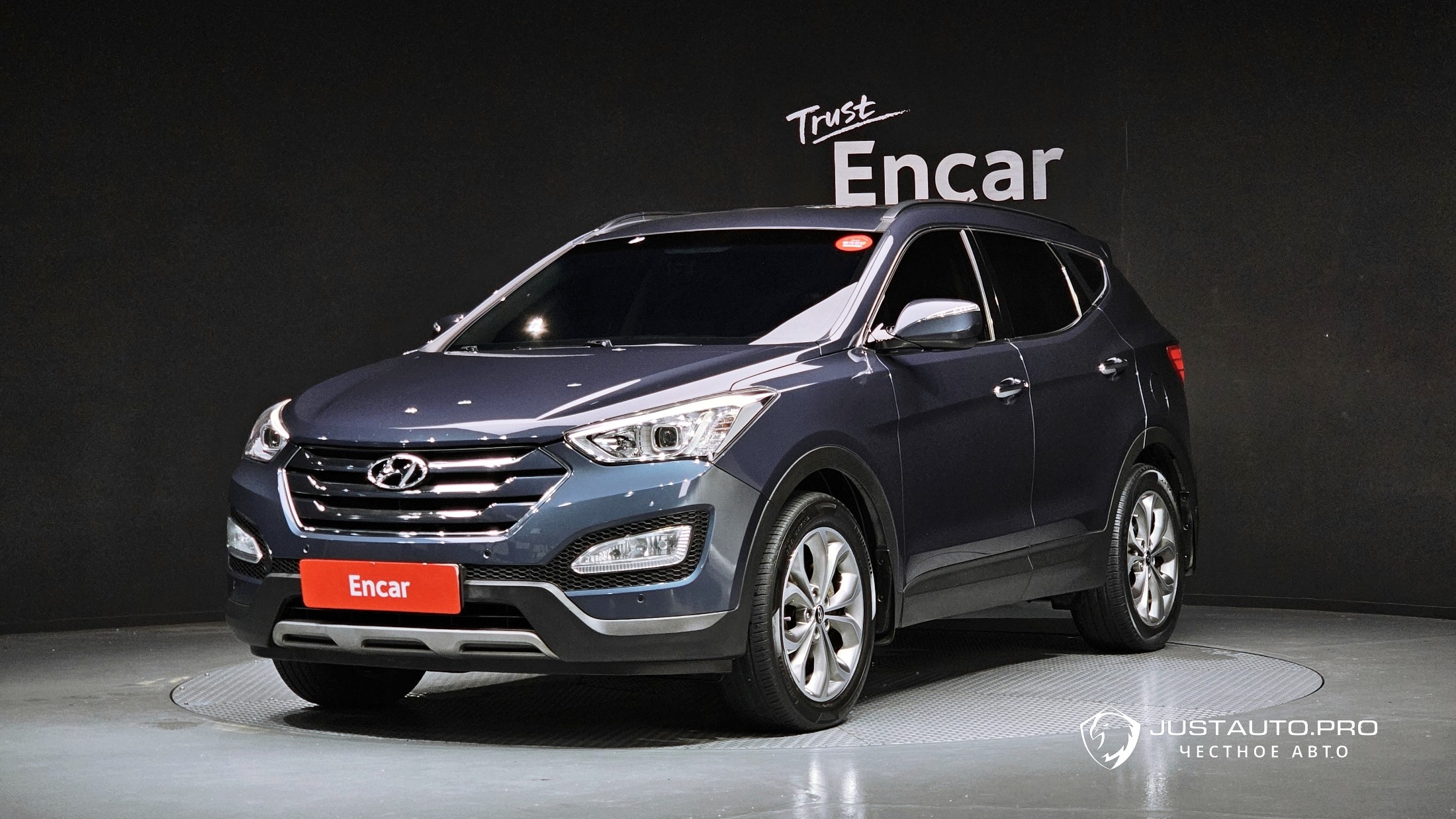 Автомобиль Hyundai Santafe