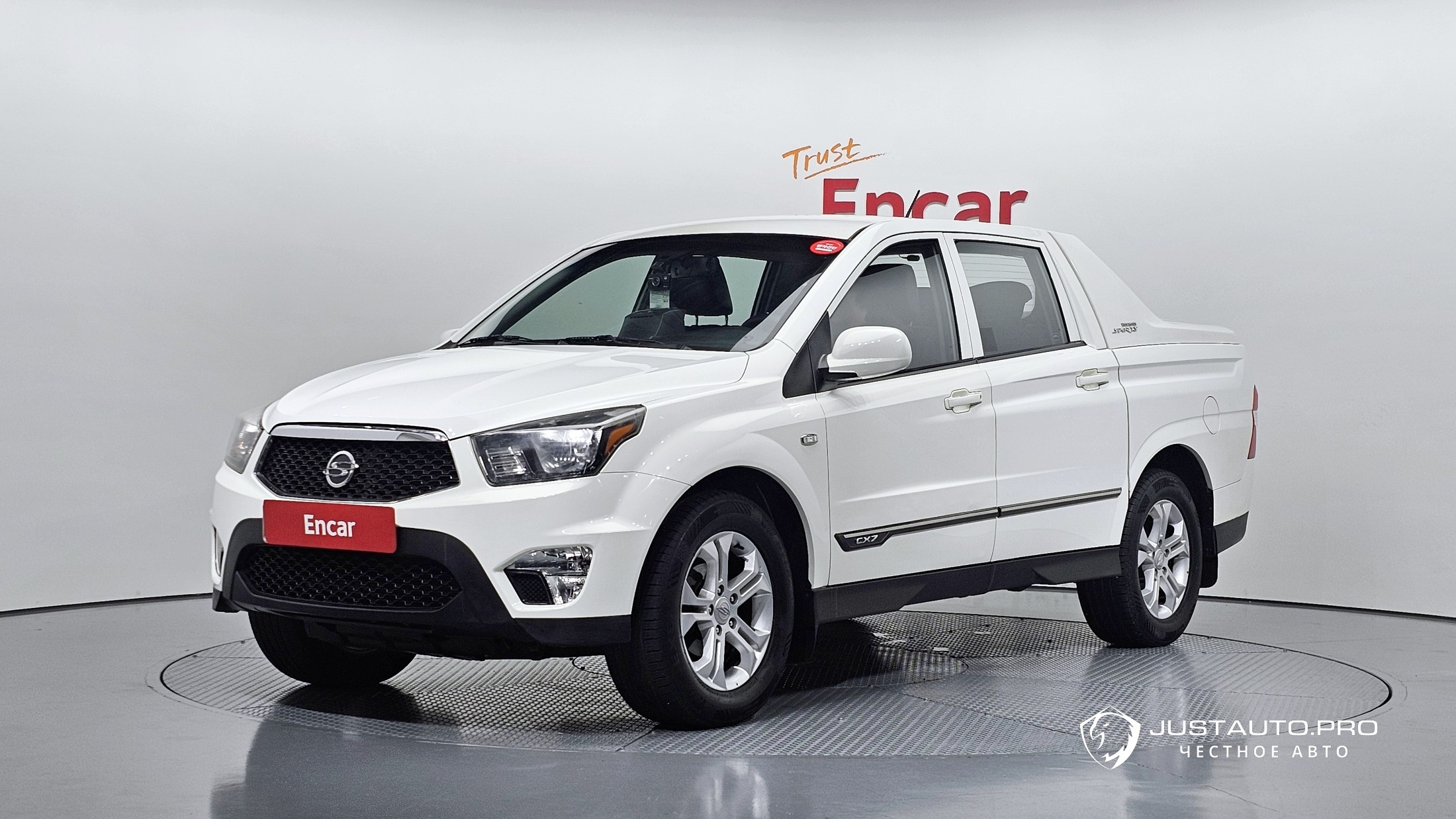 Автомобиль KG_Mobility_Ssangyong KORANDO