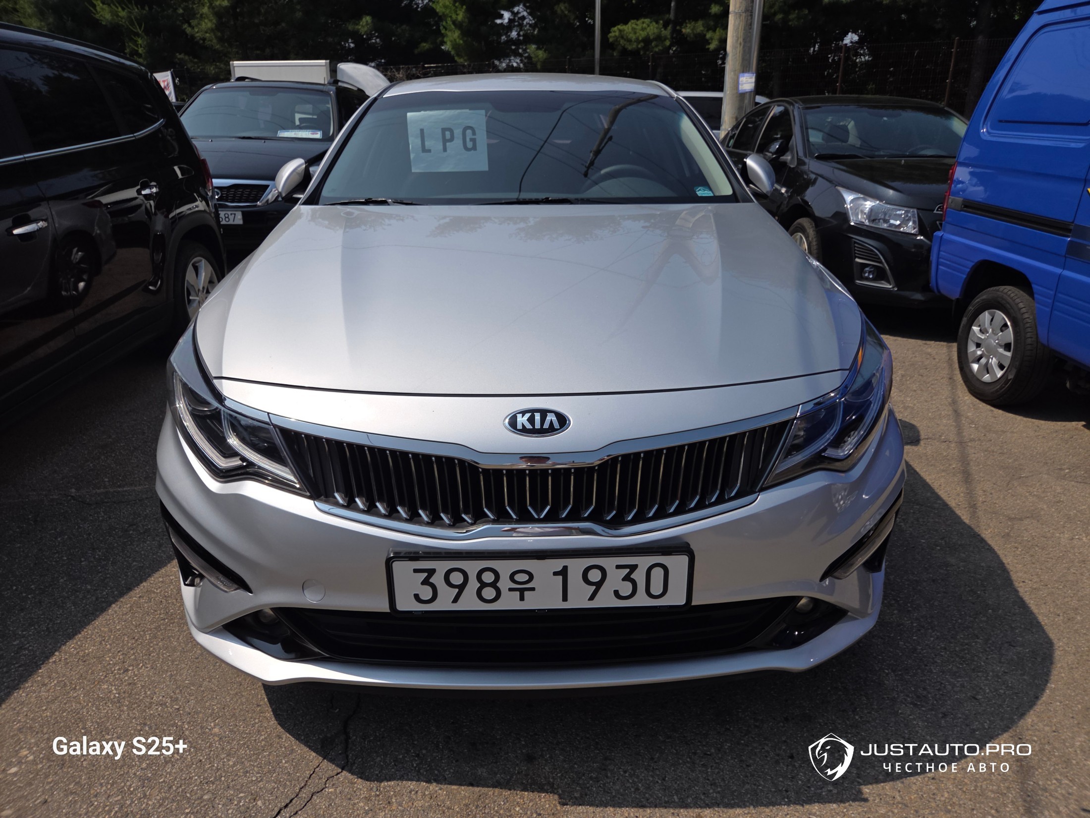 Автомобиль Kia K5