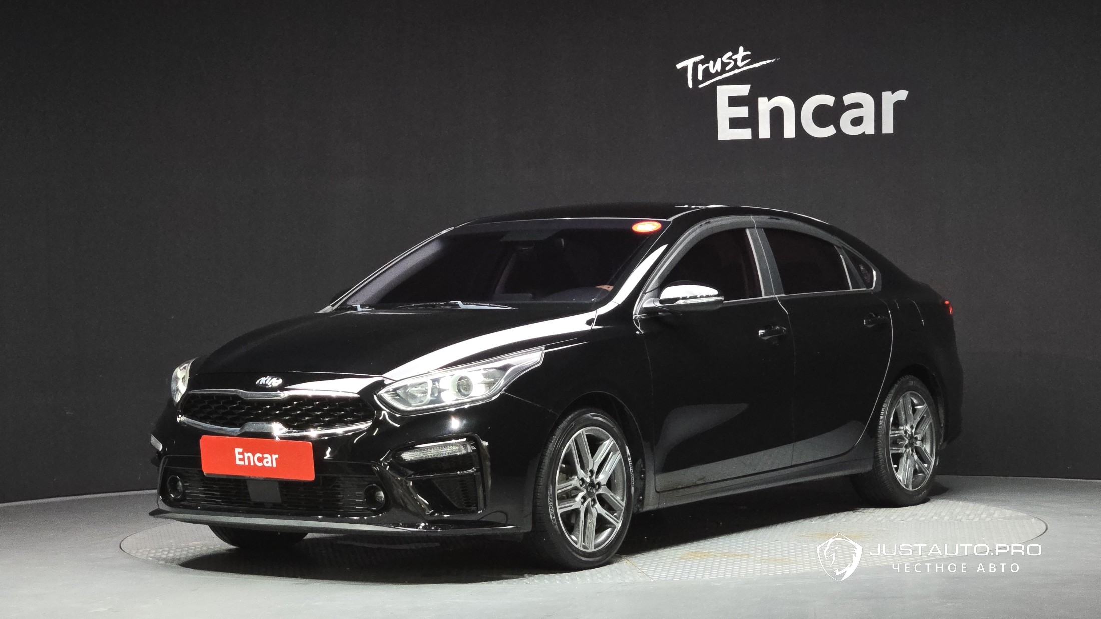 Автомобиль Kia K3