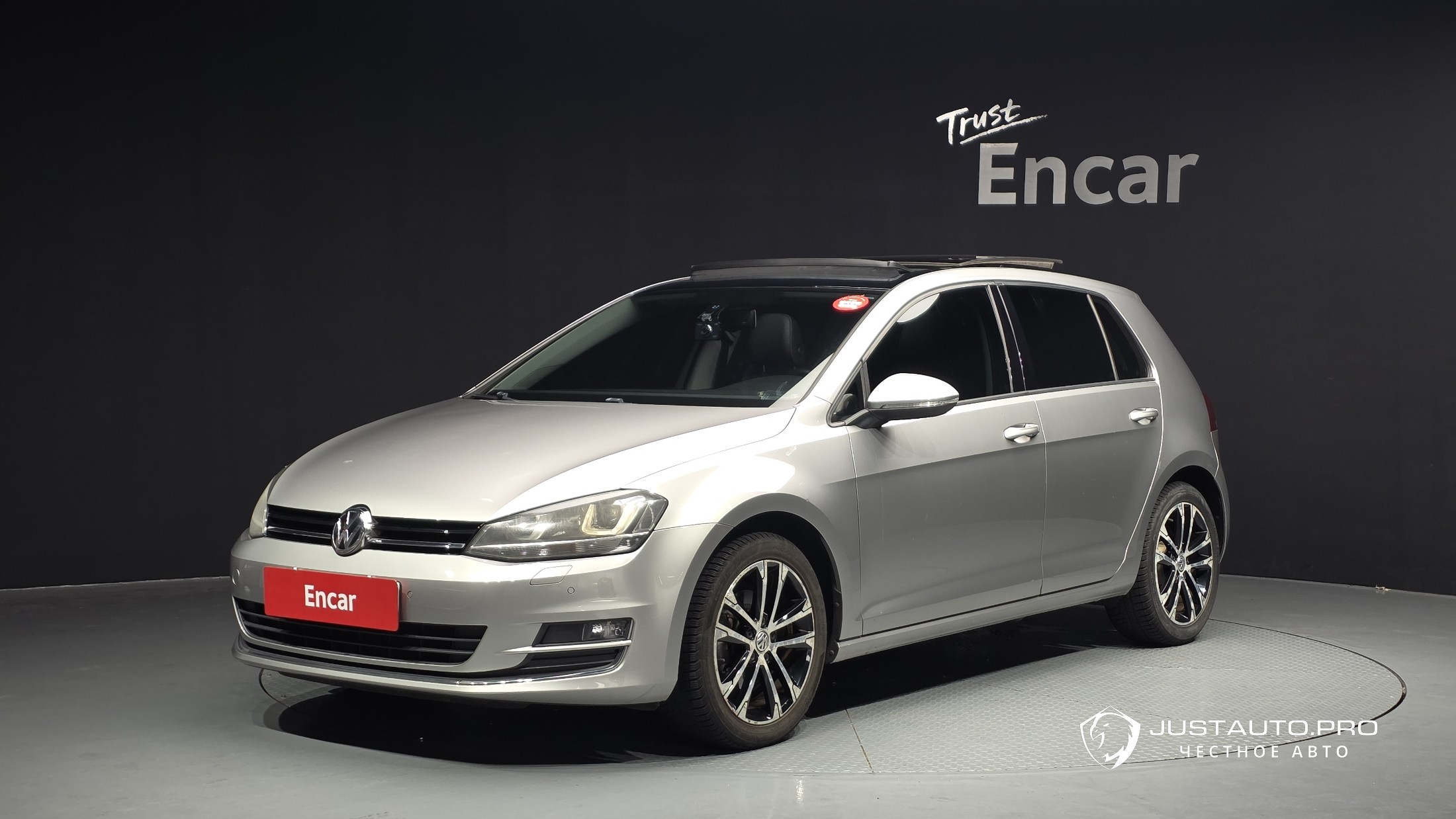 Автомобиль Volkswagen Golf