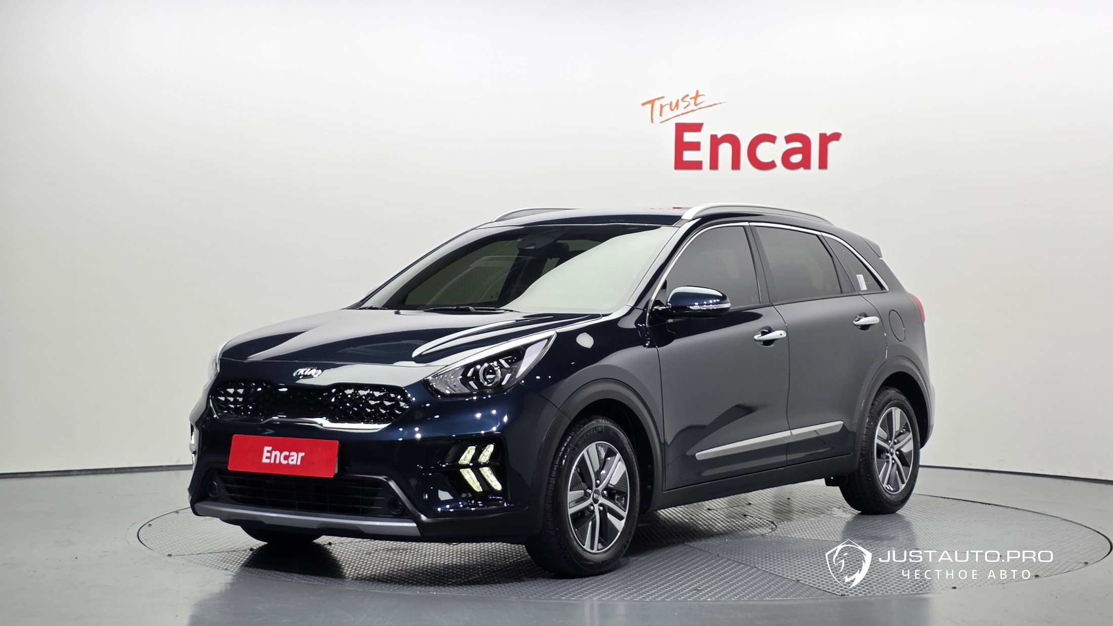 Автомобиль Kia Niro