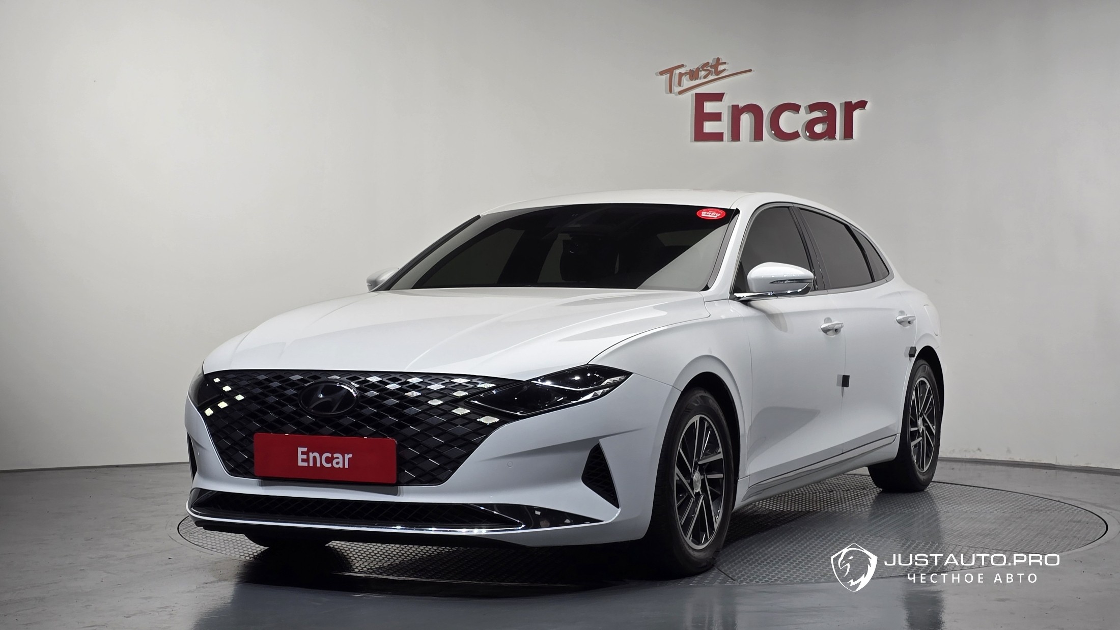 Автомобиль Hyundai Grandeur
