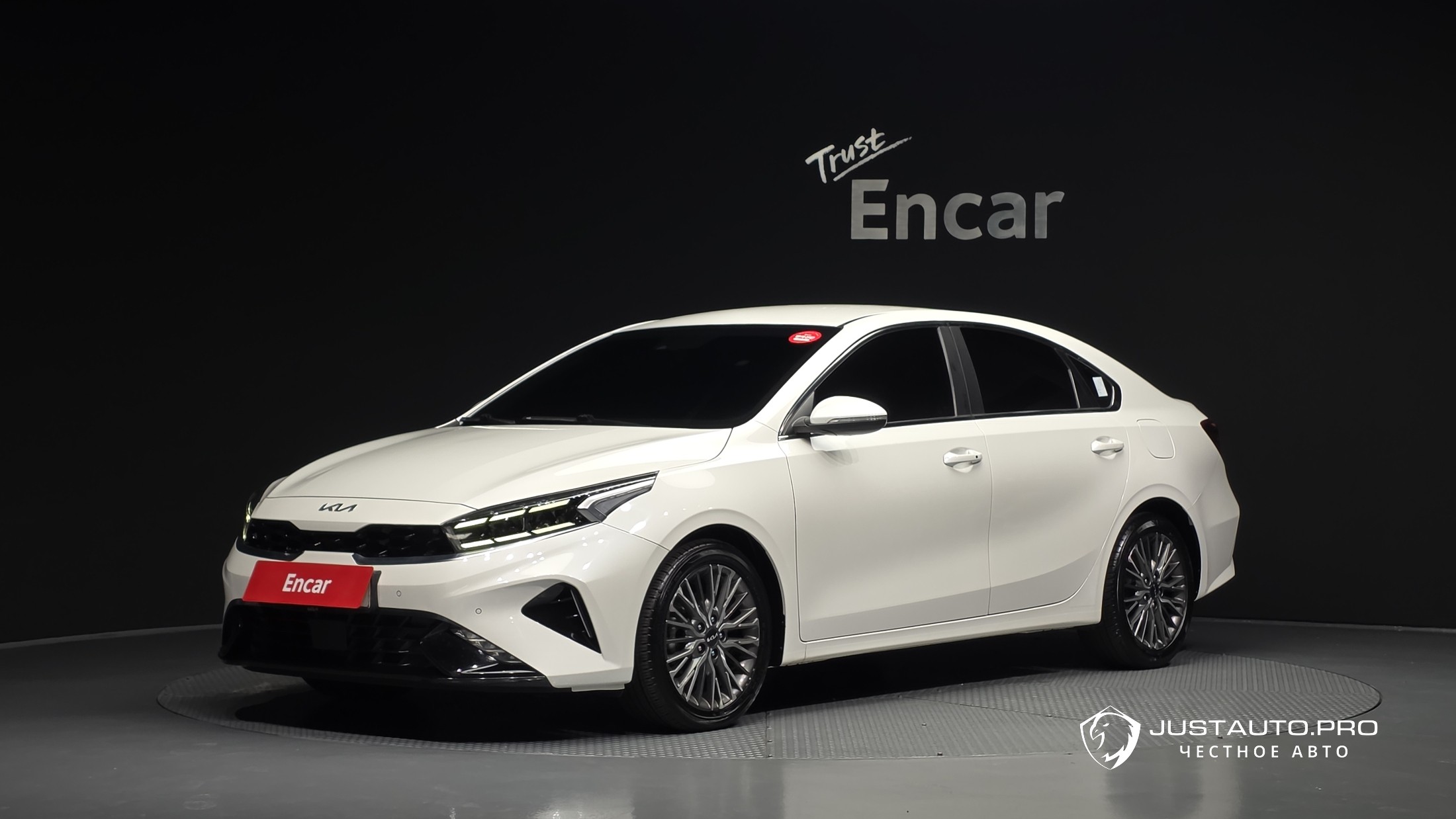 Автомобиль Kia K3