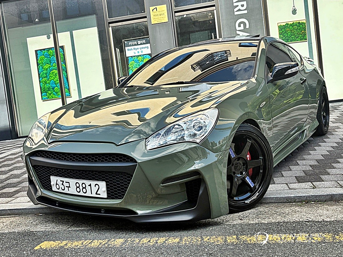 Автомобиль Hyundai Genesis
