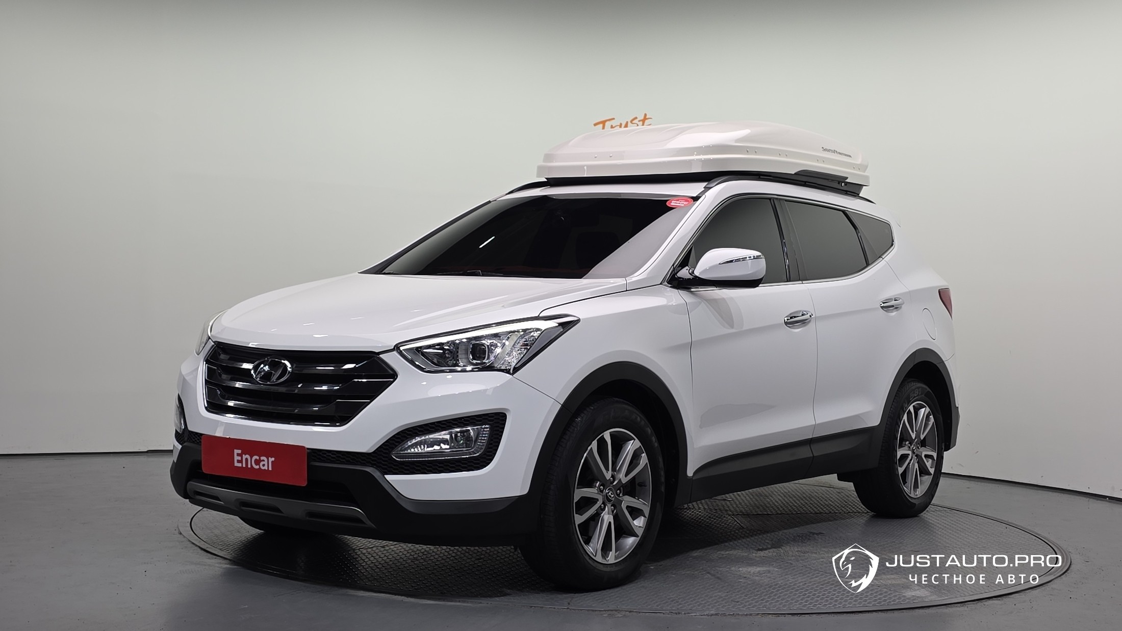 Автомобиль Hyundai Santafe