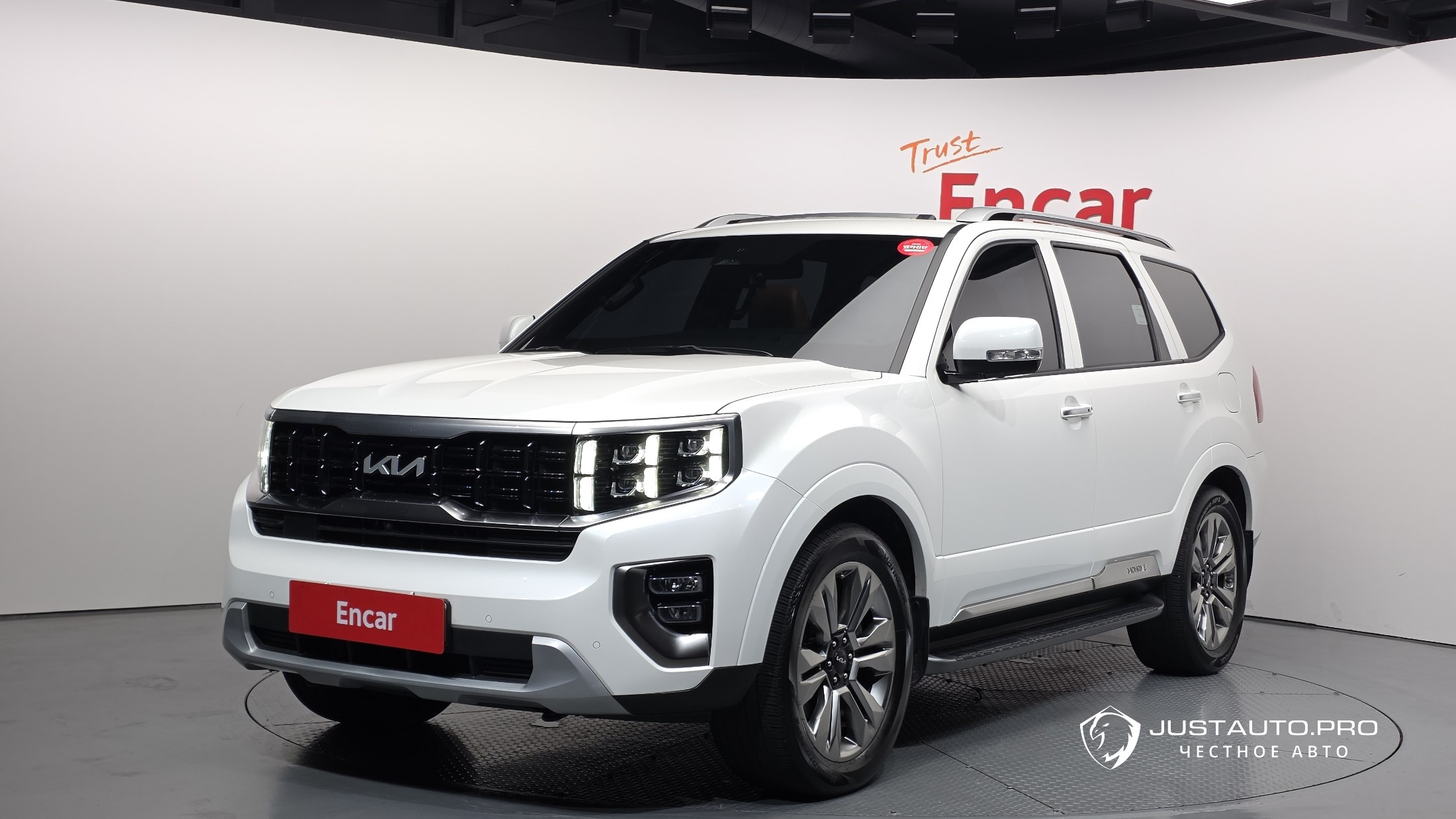Автомобиль Kia Mohave