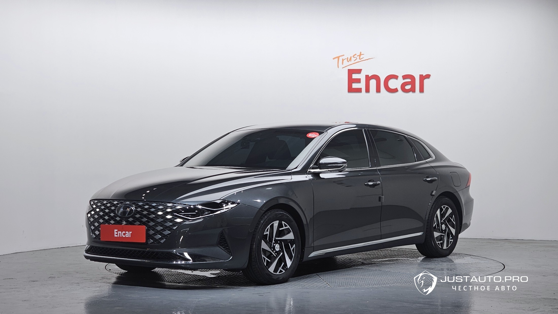 Автомобиль Hyundai Grandeur