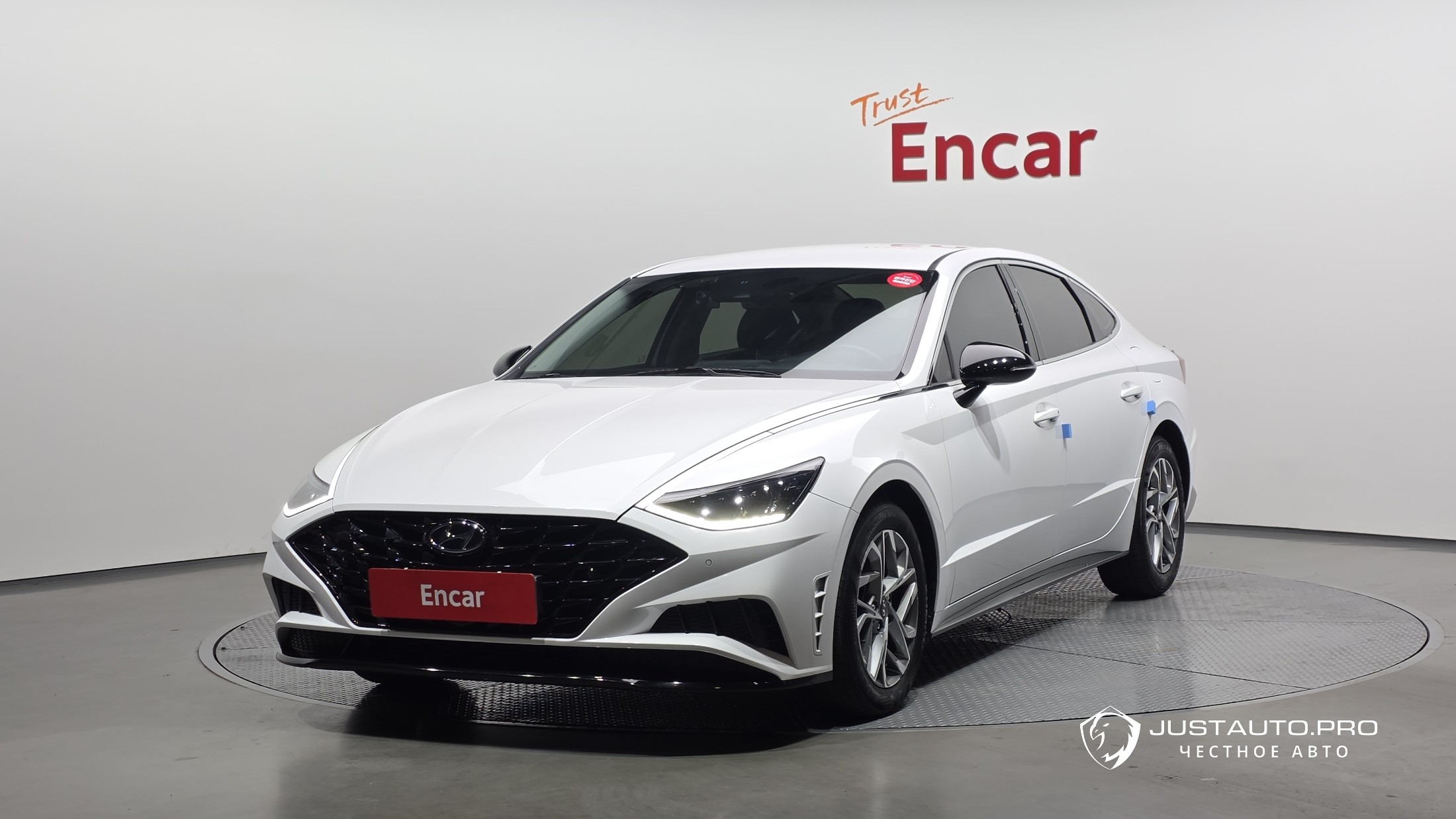 Автомобиль Hyundai Sonata