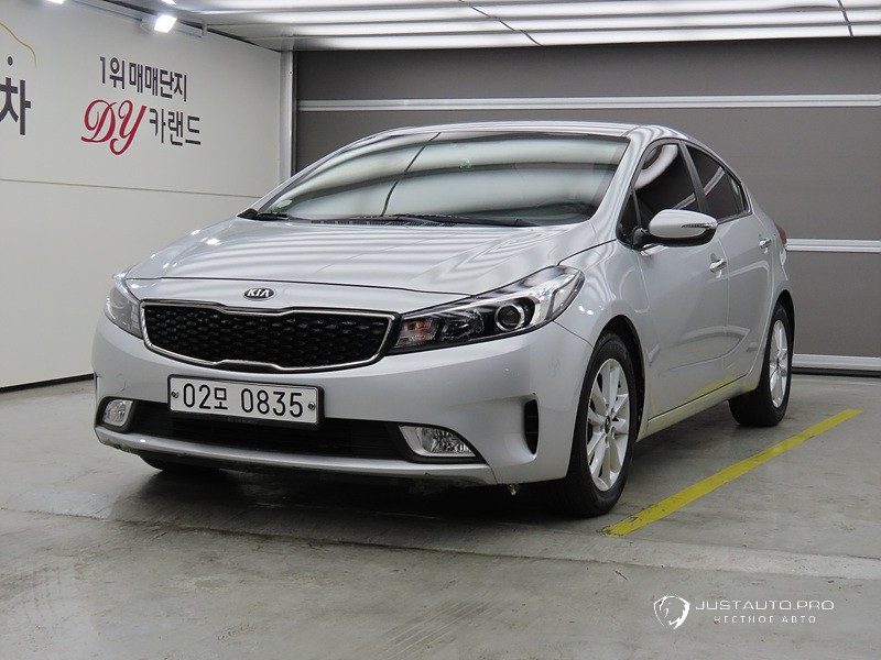 Автомобиль Kia K3