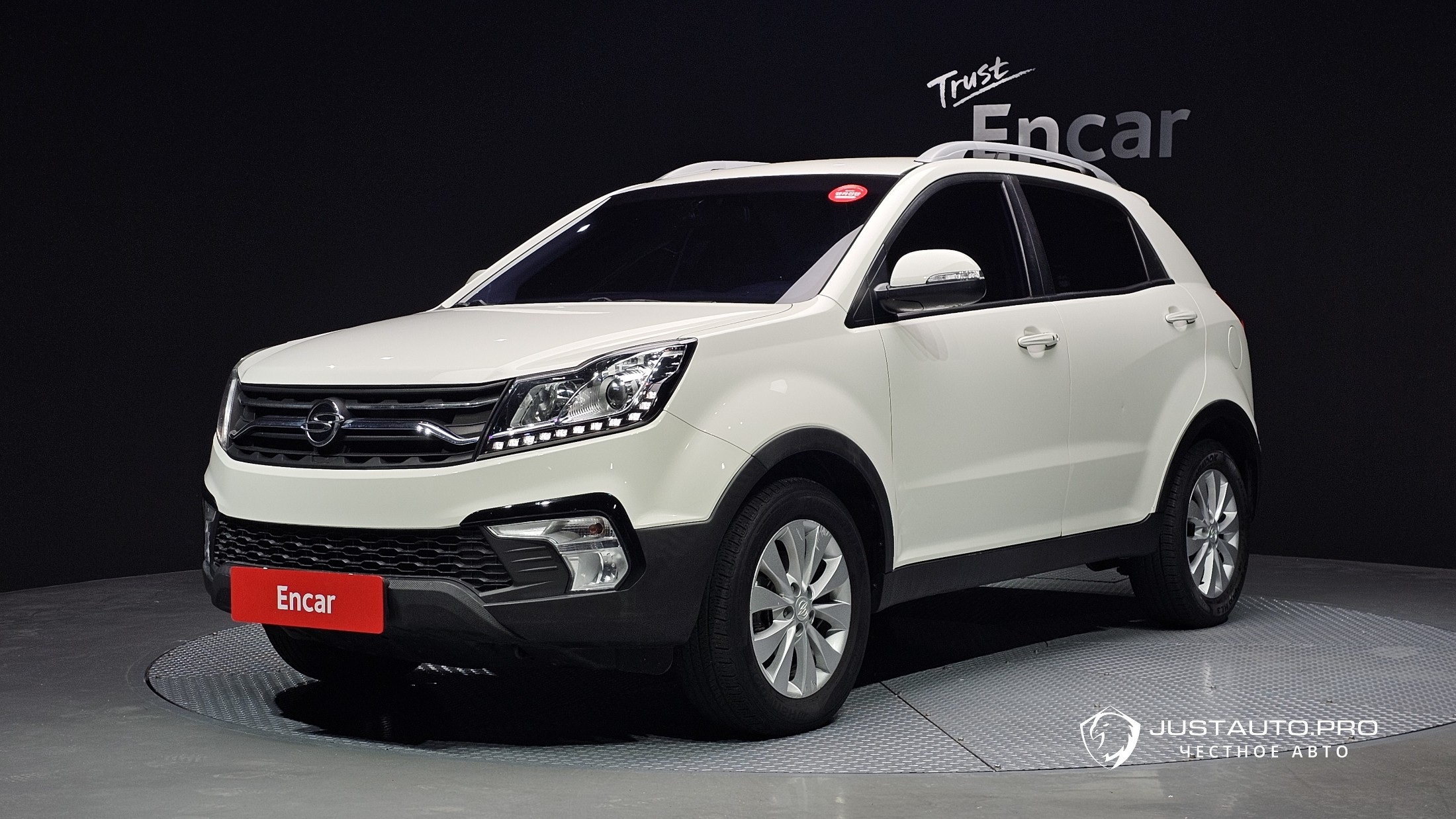 Автомобиль KG_Mobility_Ssangyong KORANDO
