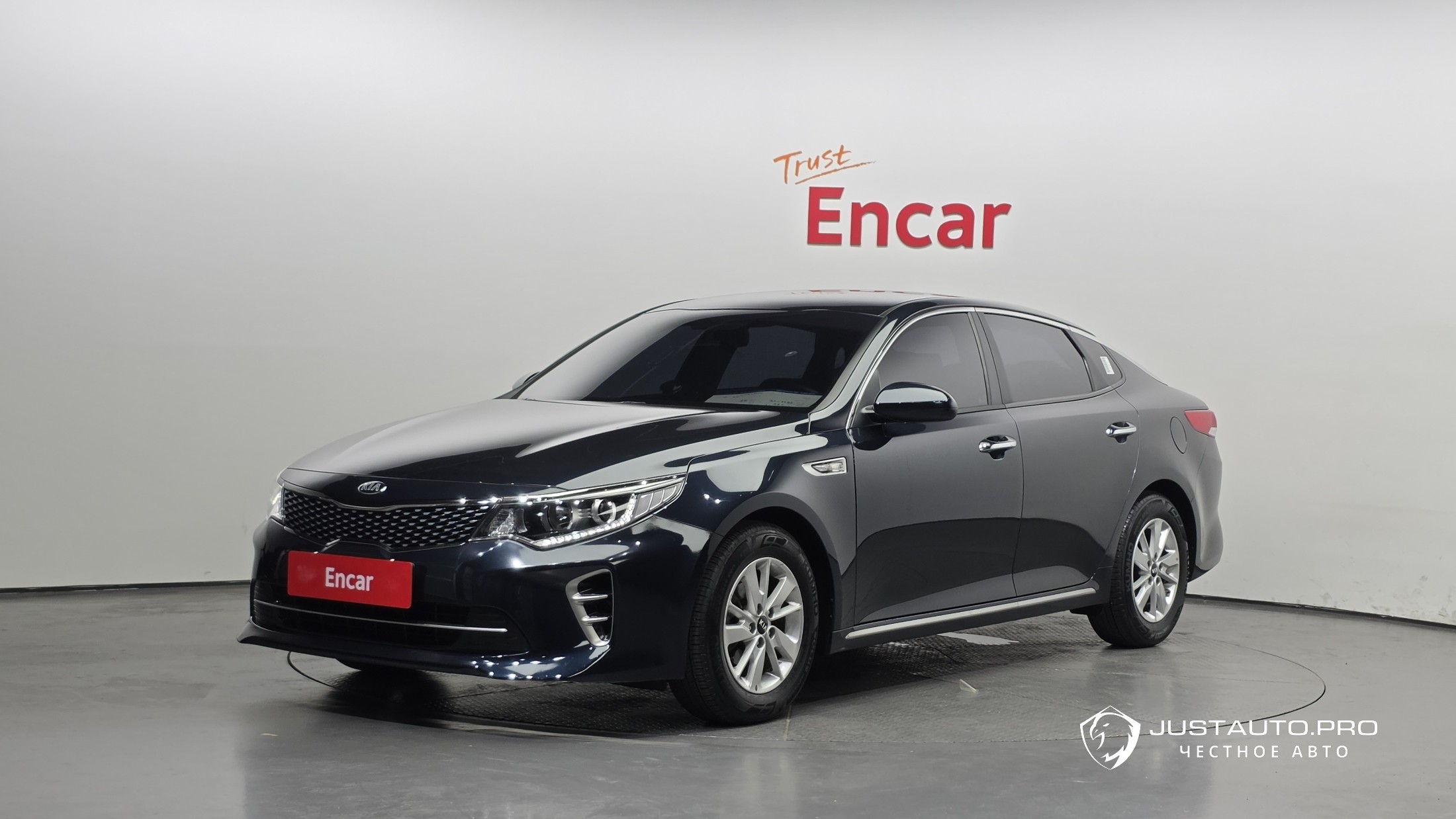 Автомобиль Kia K5