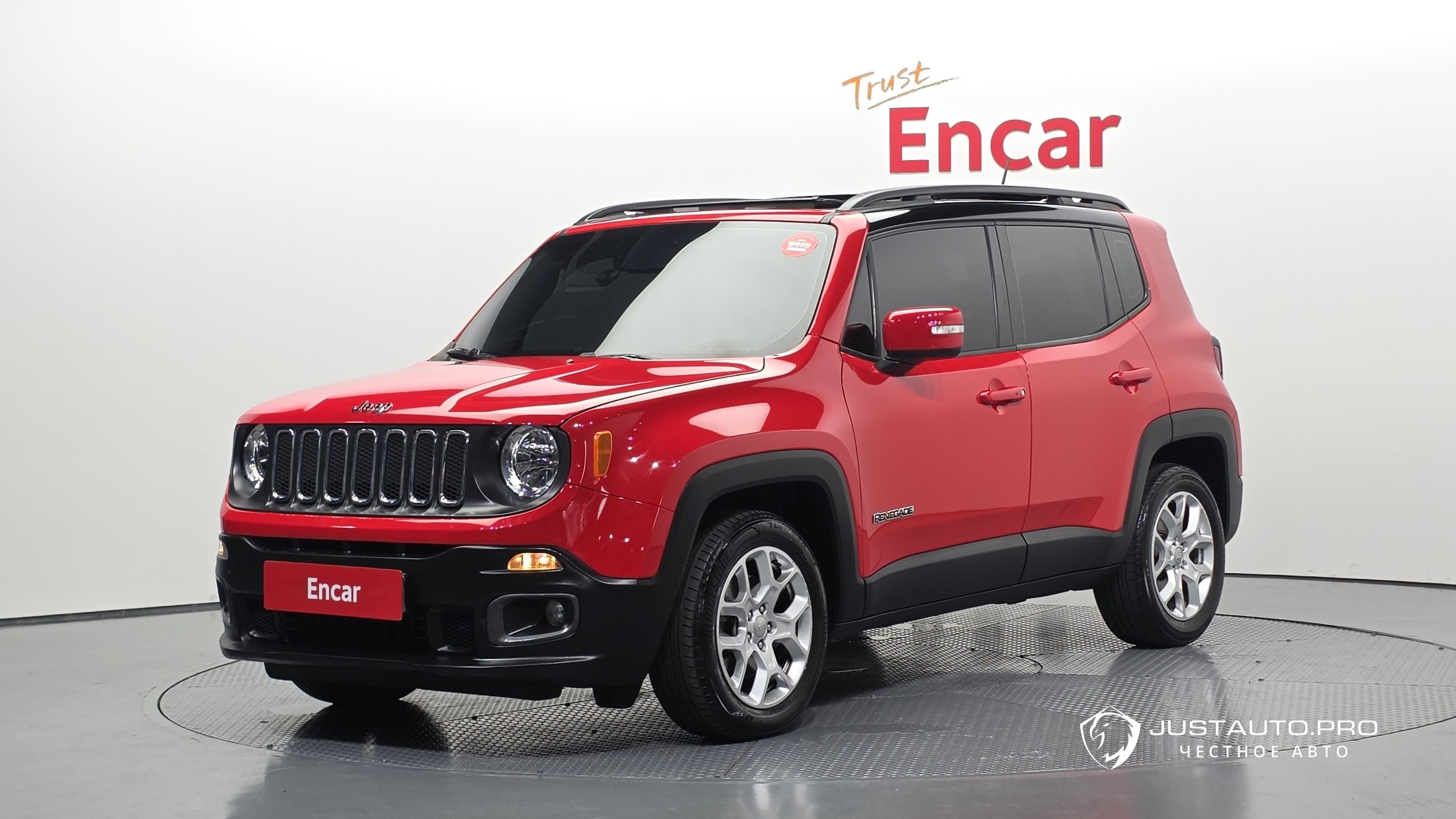 Автомобиль Jeep Renegade