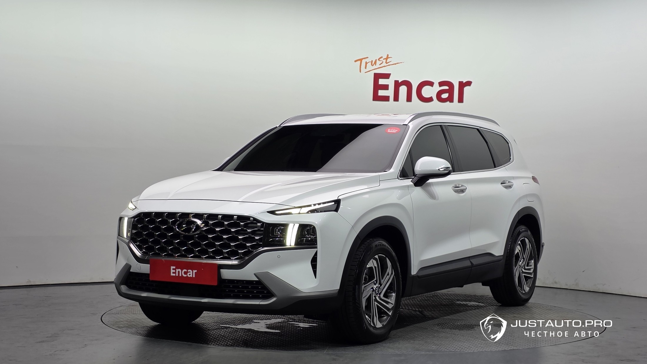 Автомобиль Hyundai Santafe