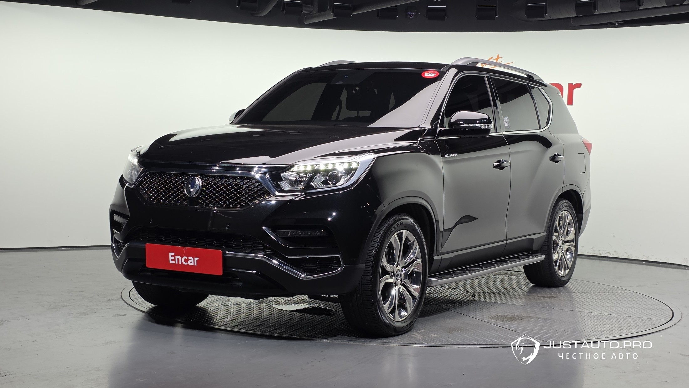 Автомобиль KG_Mobility_Ssangyong Rexton