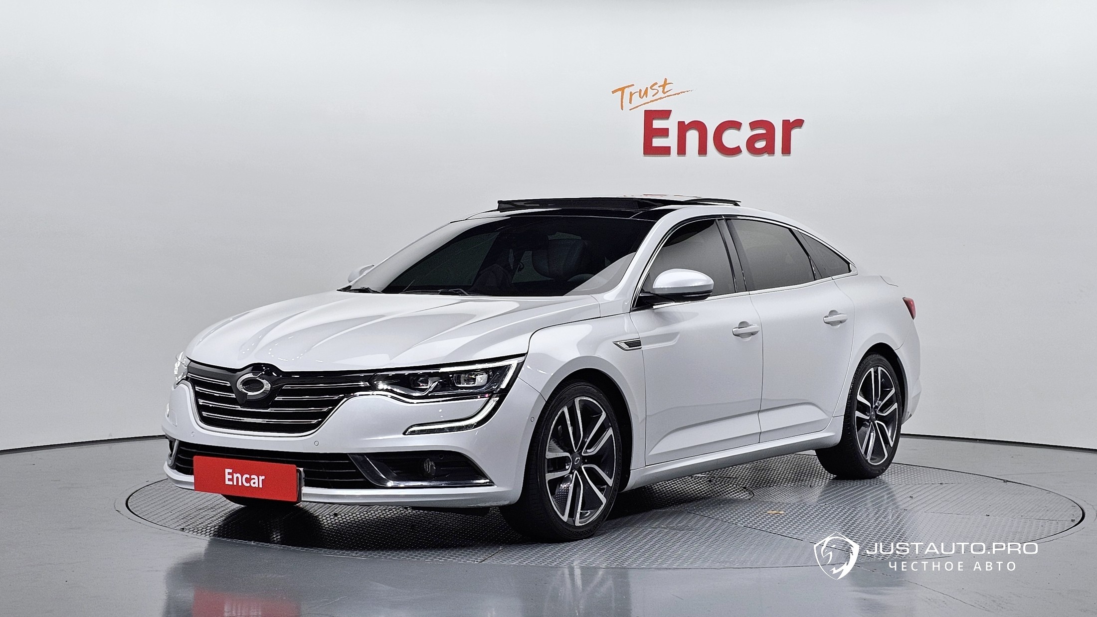 Автомобиль Renault-KoreaSamsung SM6
