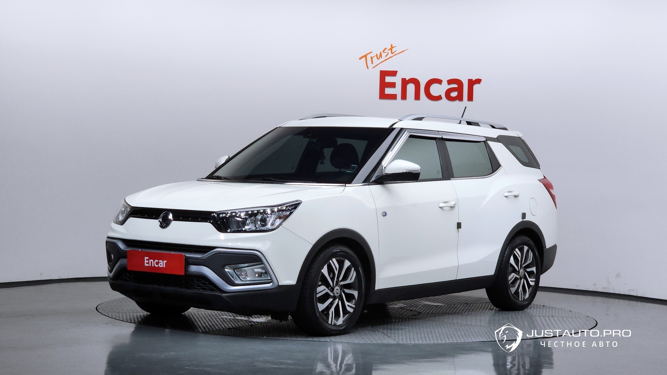 Автомобиль KG_Mobility_Ssangyong TIBOLI