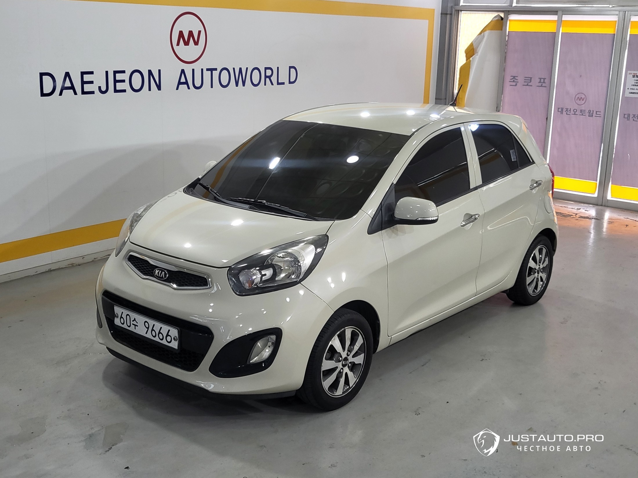 Автомобиль Kia morning