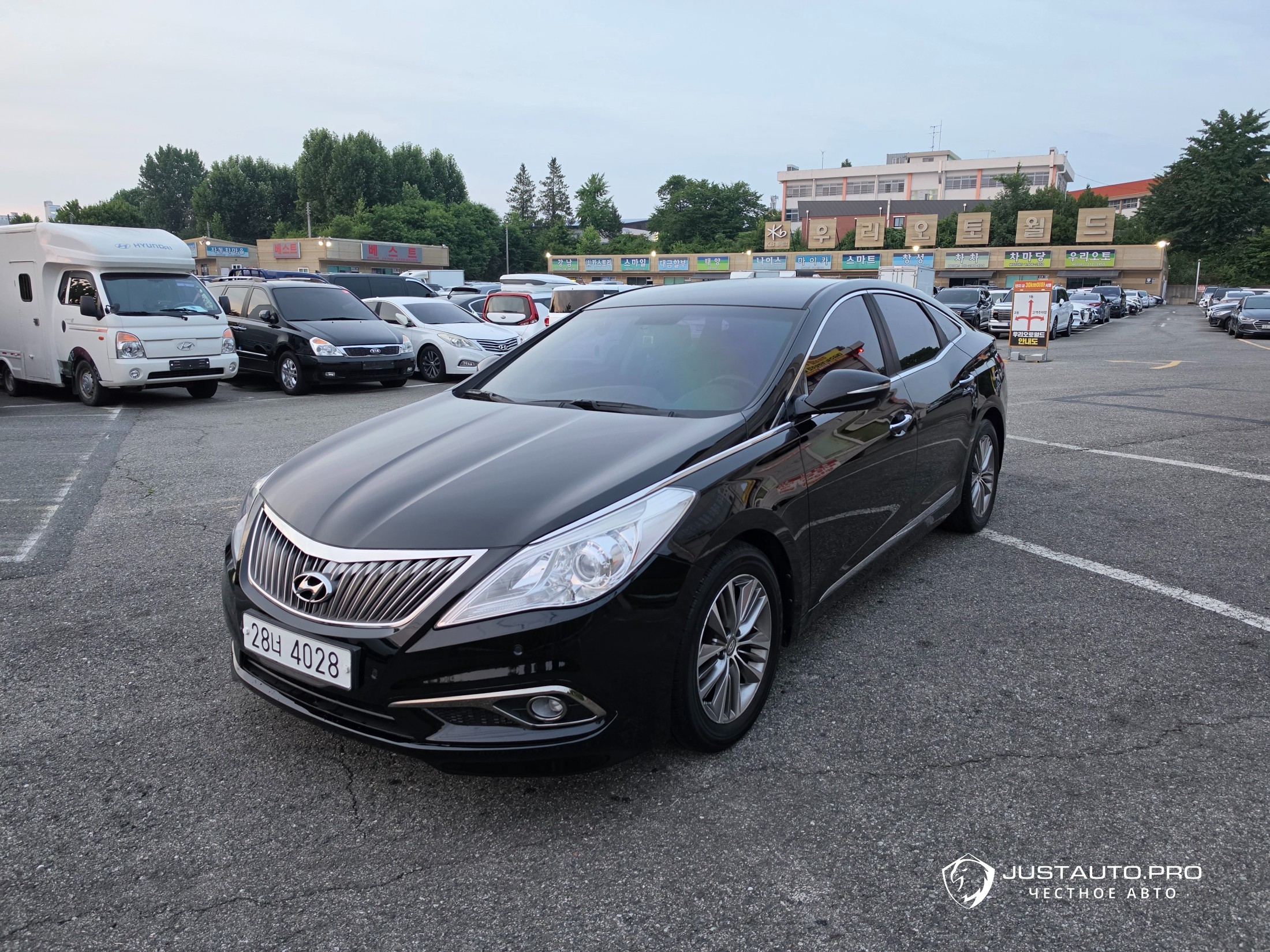 Автомобиль Hyundai Grandeur