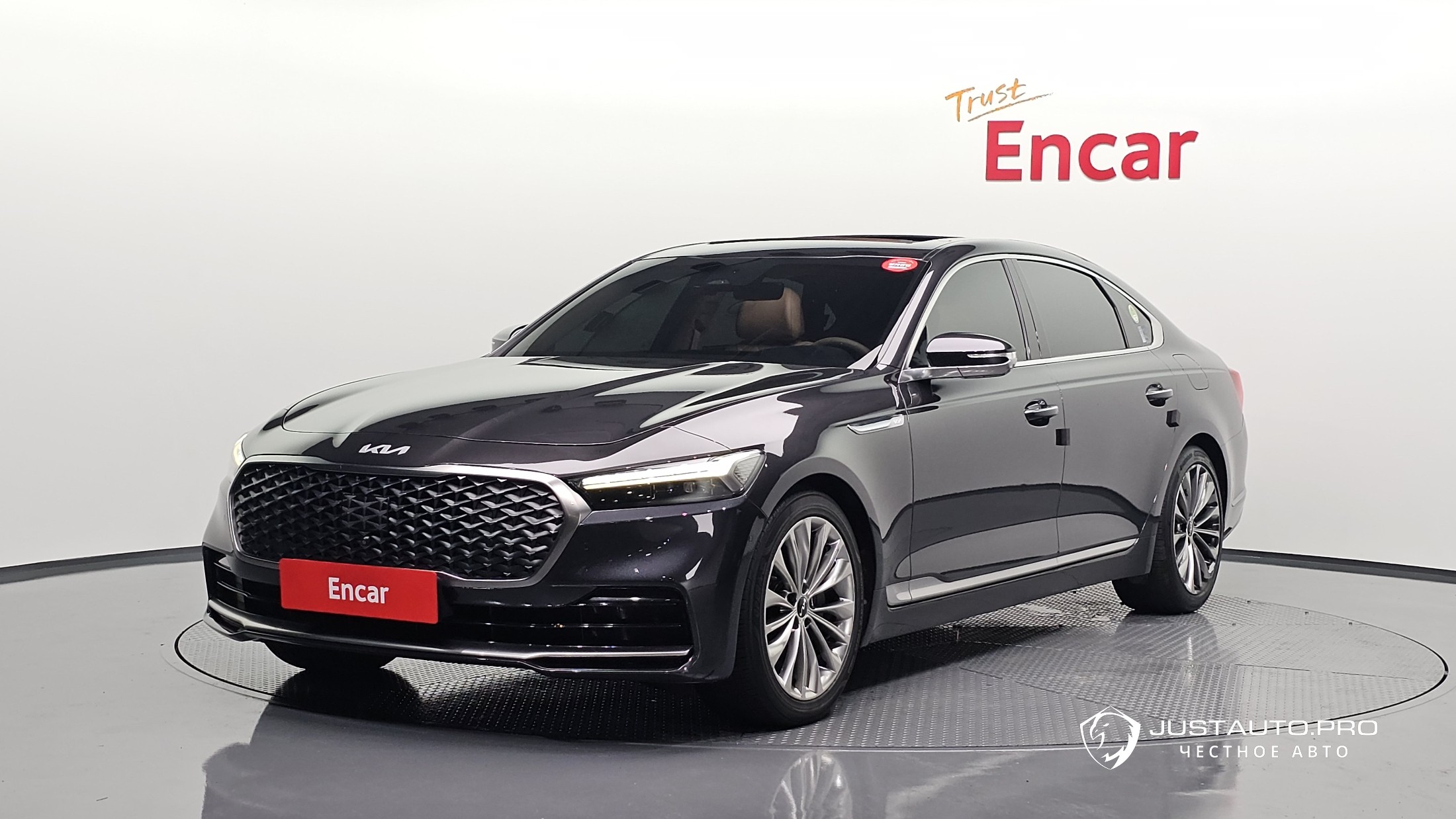 Автомобиль Kia K9