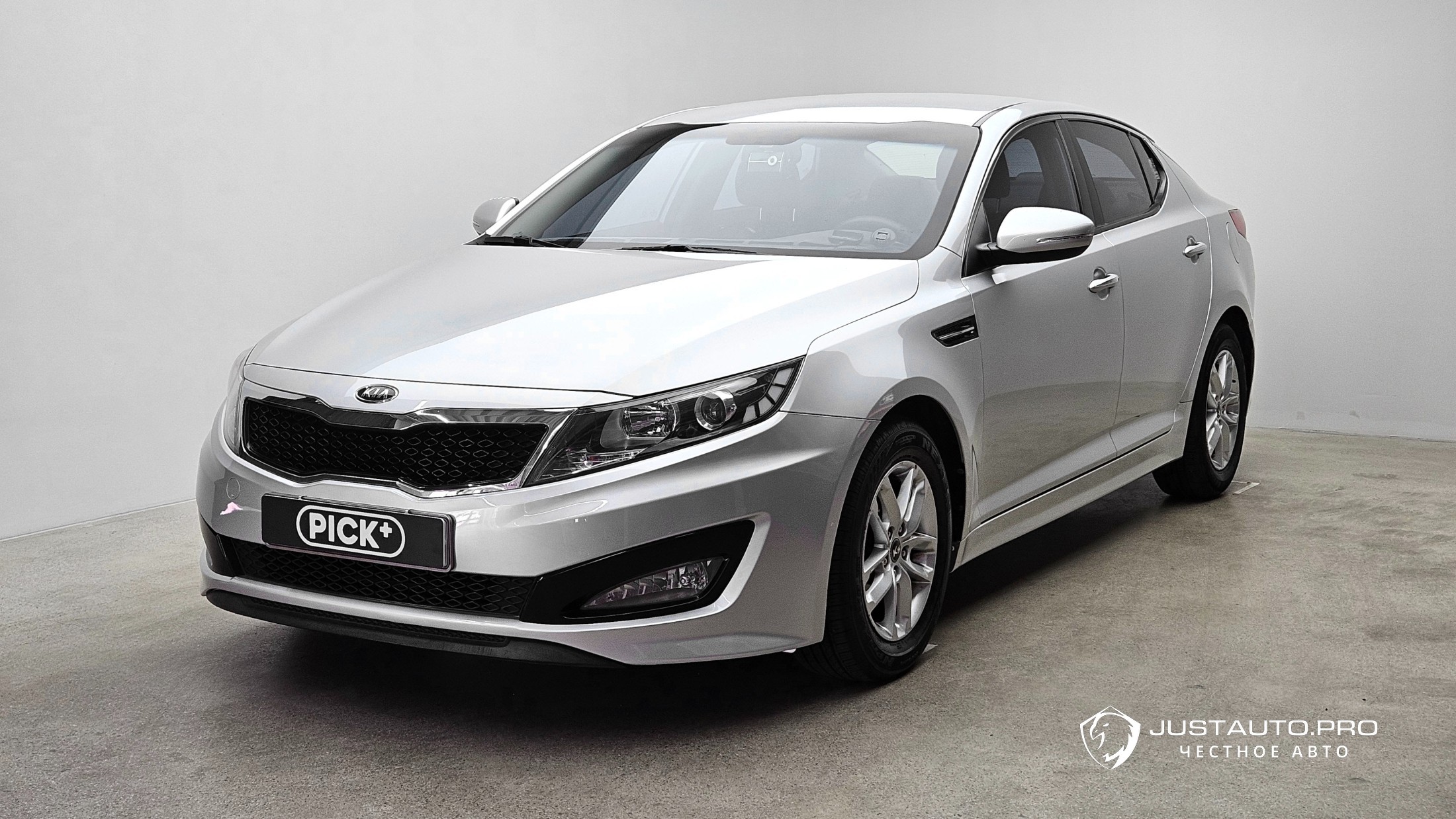 Автомобиль Kia K5