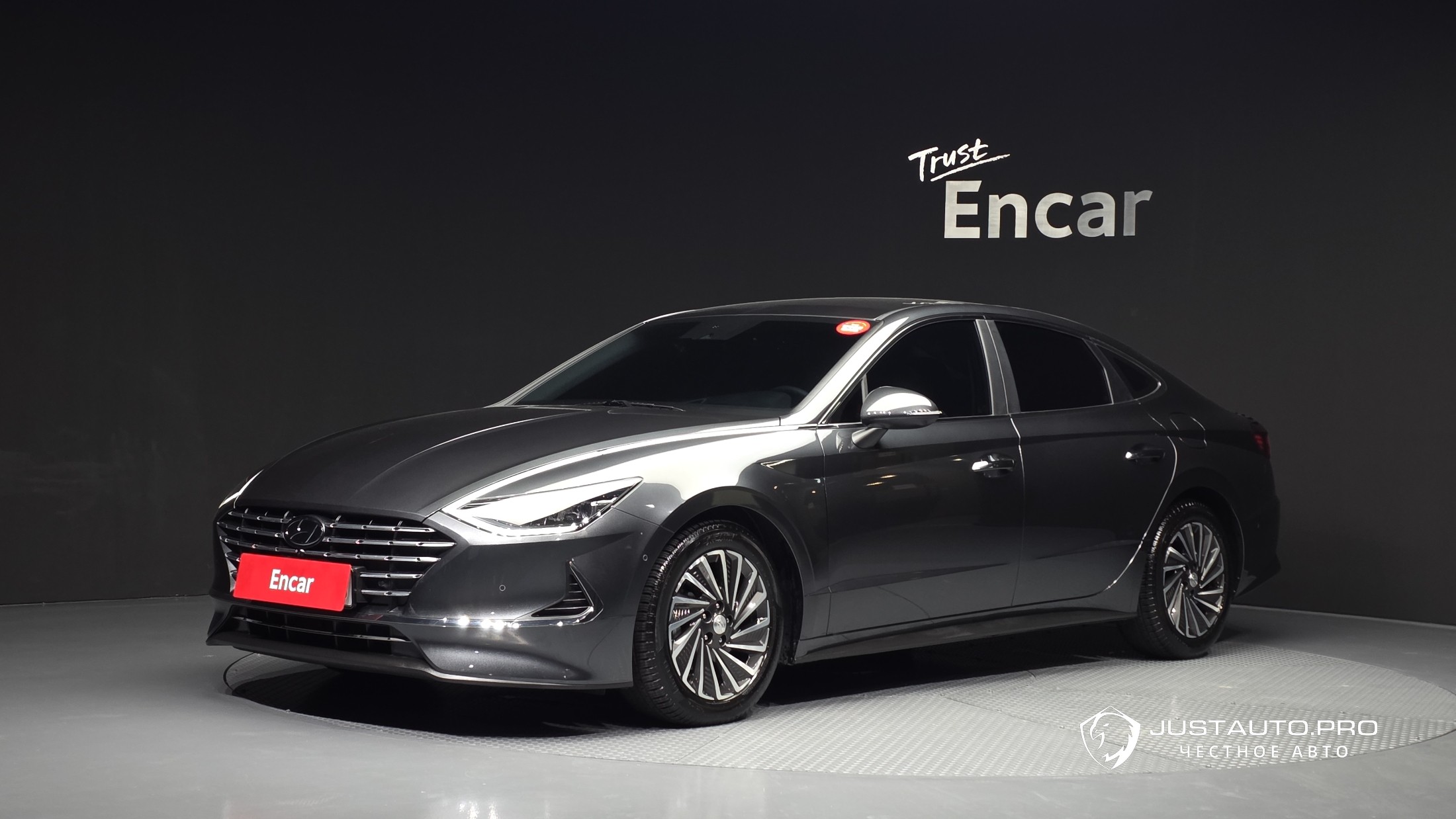 Автомобиль Hyundai Sonata
