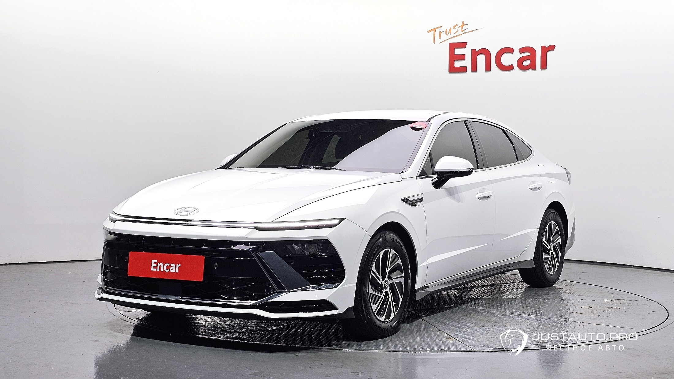 Автомобиль Hyundai Sonata