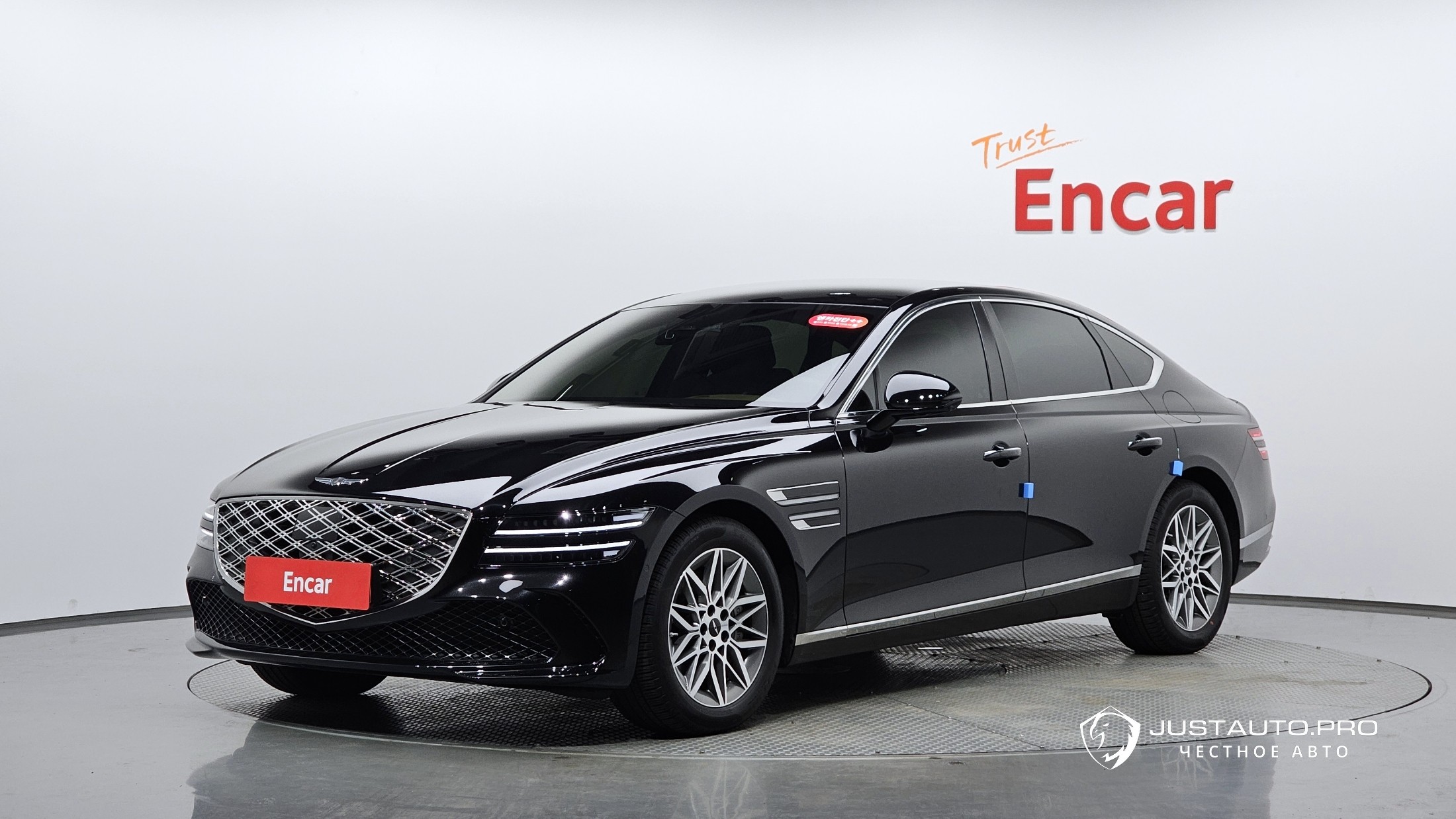 Автомобиль Genesis G80