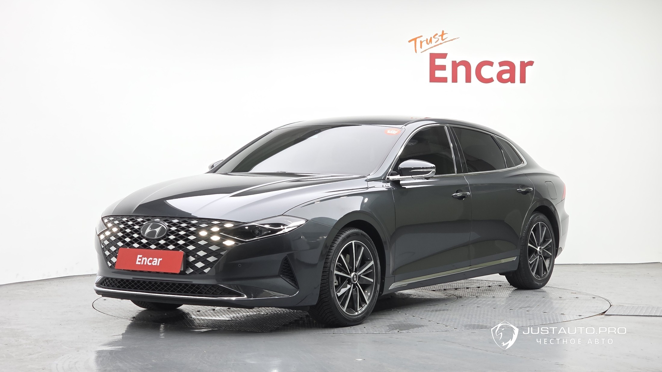 Автомобиль Hyundai Grandeur