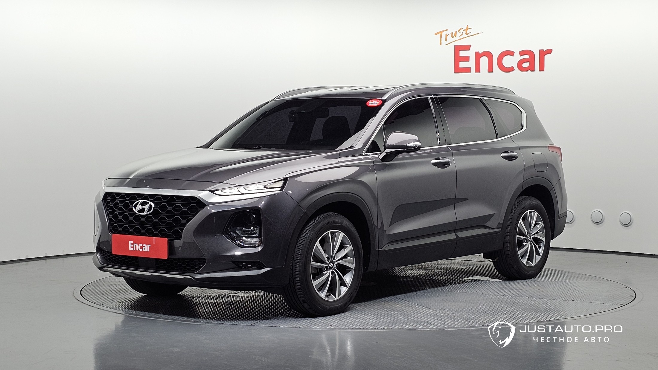 Автомобиль Hyundai Santafe
