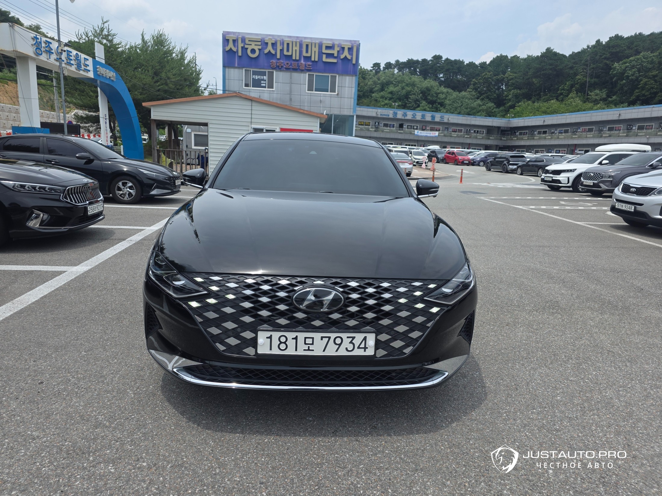 Автомобиль Hyundai Grandeur