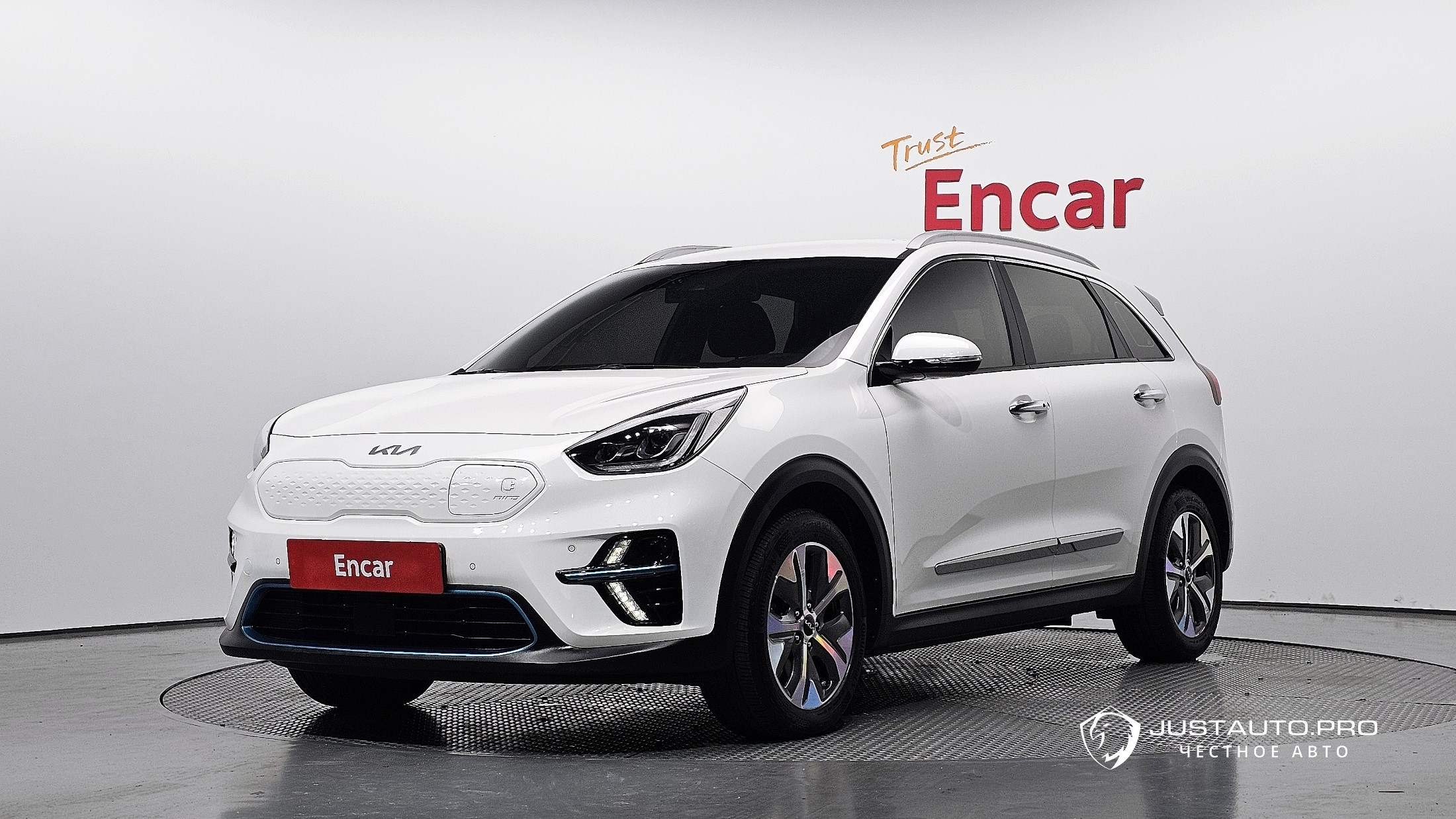 Автомобиль Kia Niro