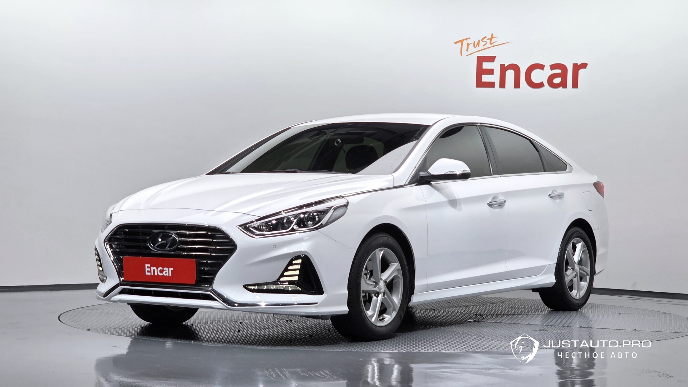 Автомобиль Hyundai Sonata