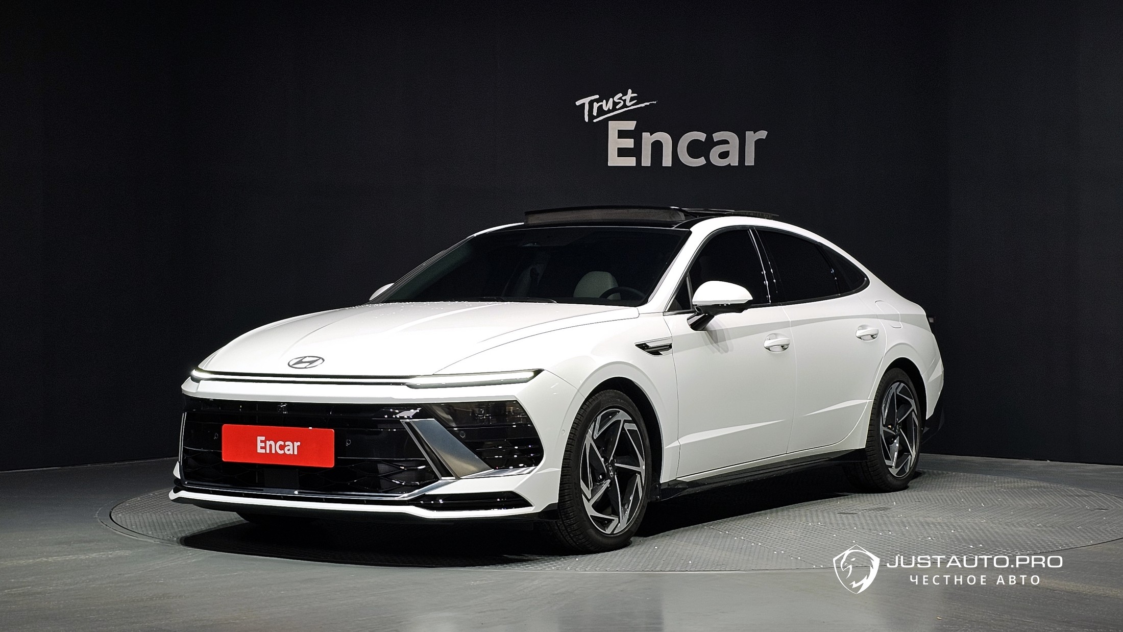 Автомобиль Hyundai Sonata