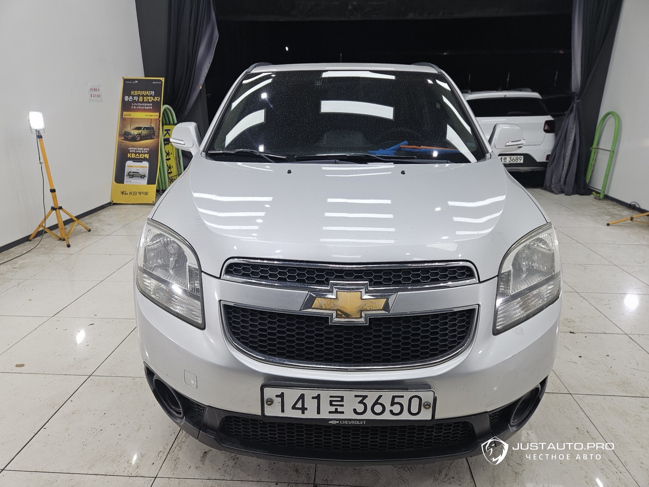 Автомобиль ChevroletGMDaewoo Orlando
