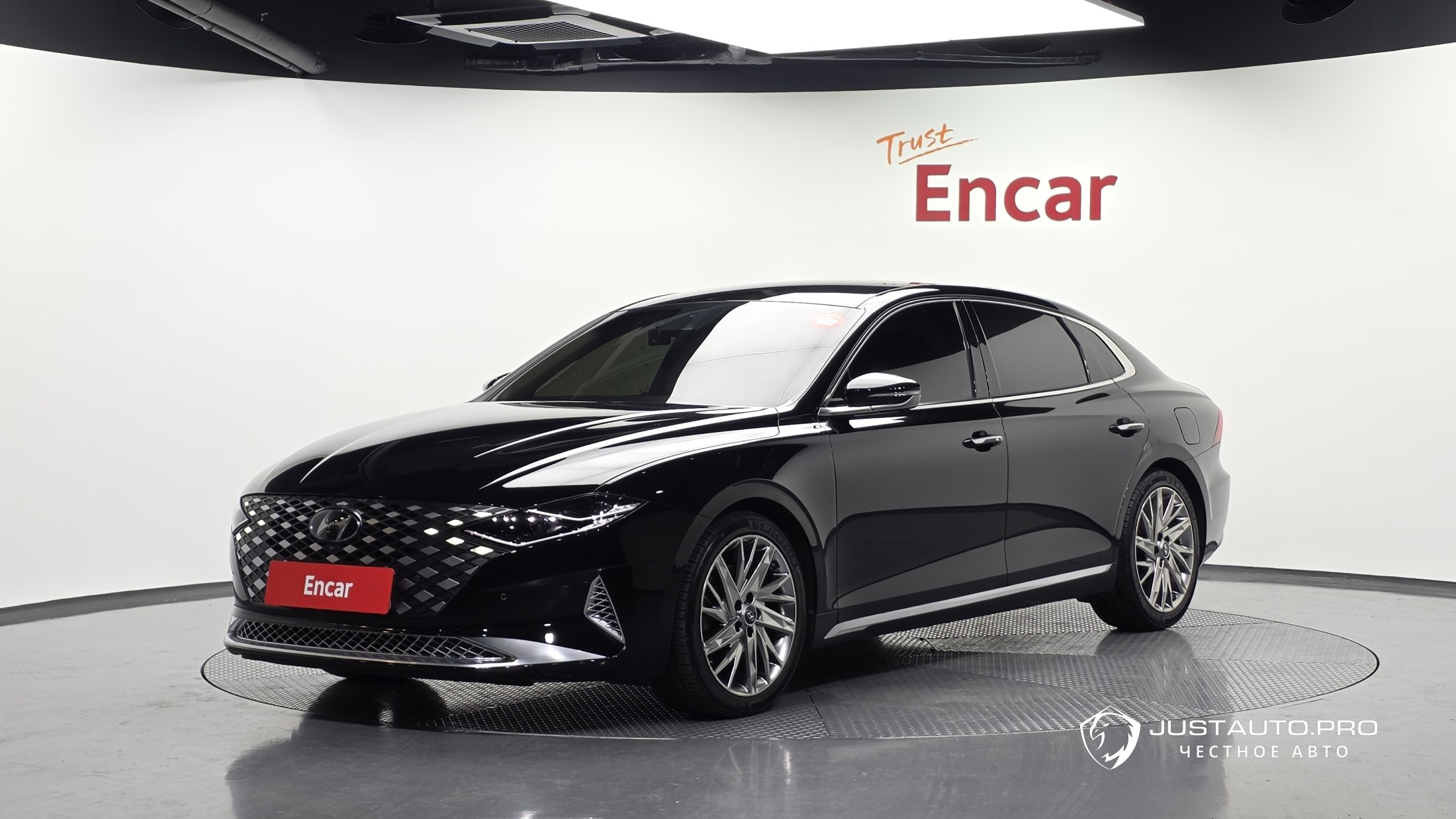 Автомобиль Hyundai Grandeur