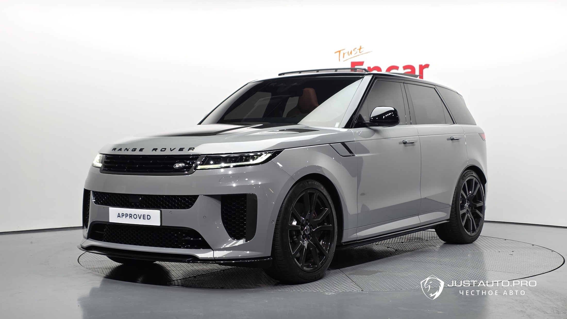 Автомобиль Land Rover Range Rover Sport