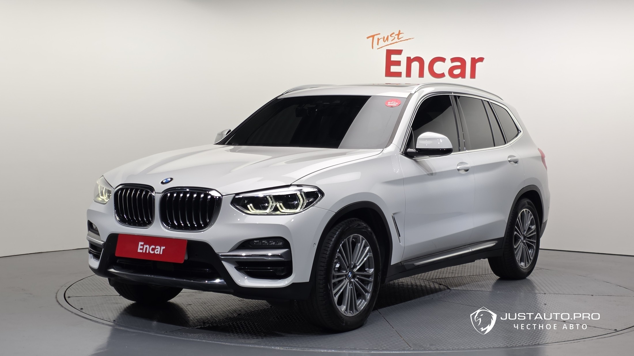 Автомобиль BMW X3
