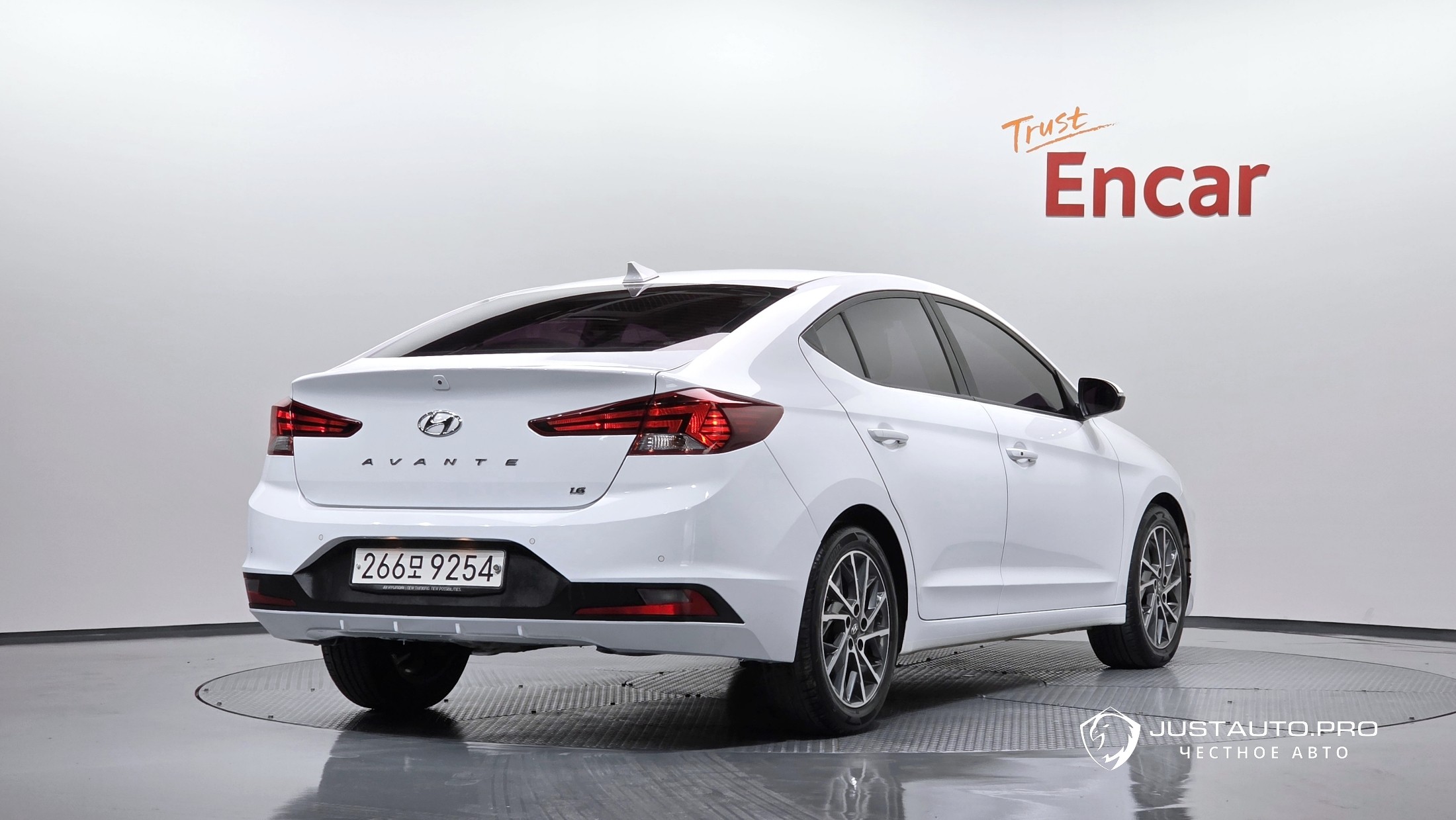 Автомобиль Hyundai AVANTE