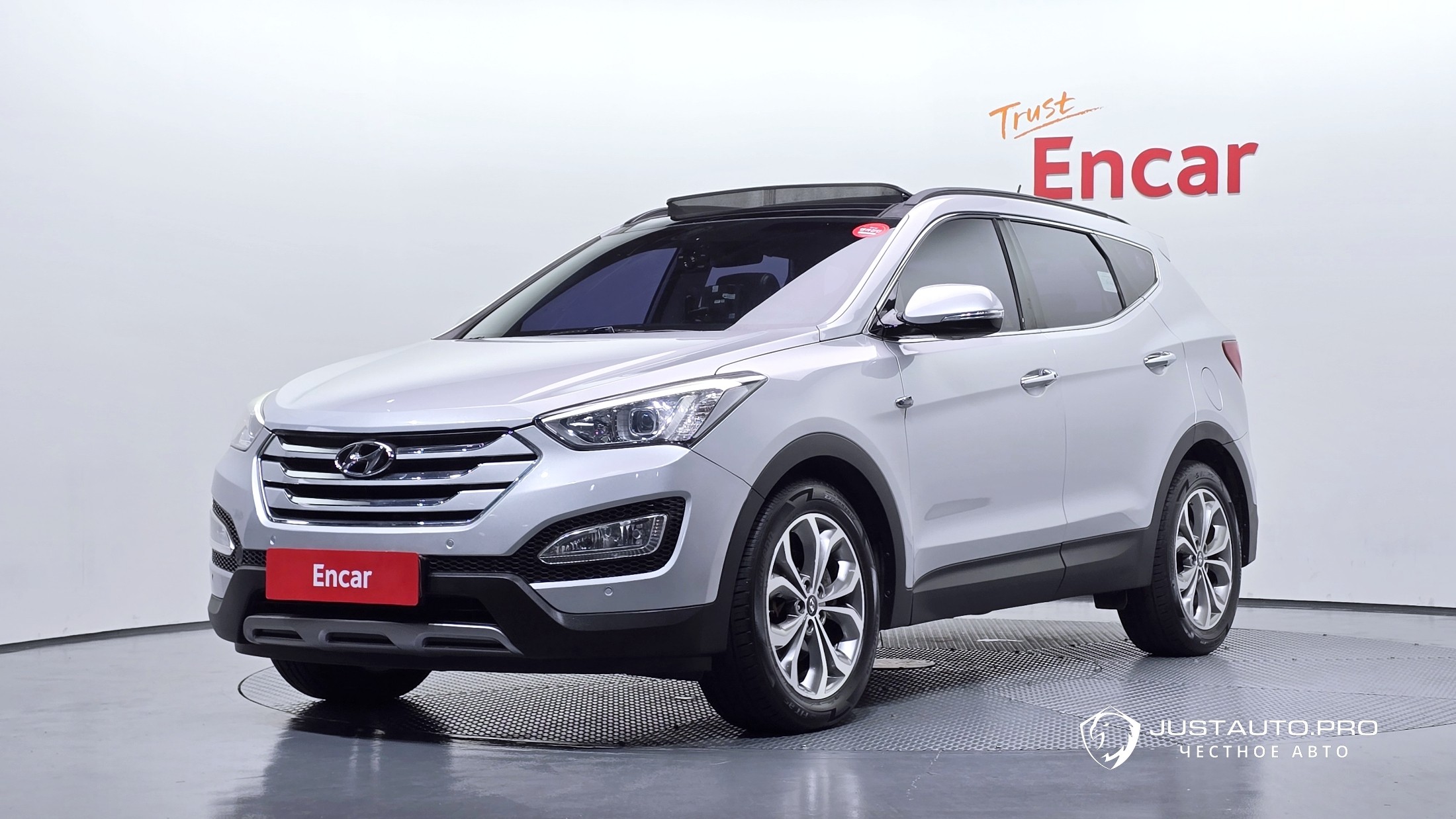 Автомобиль Hyundai Santafe