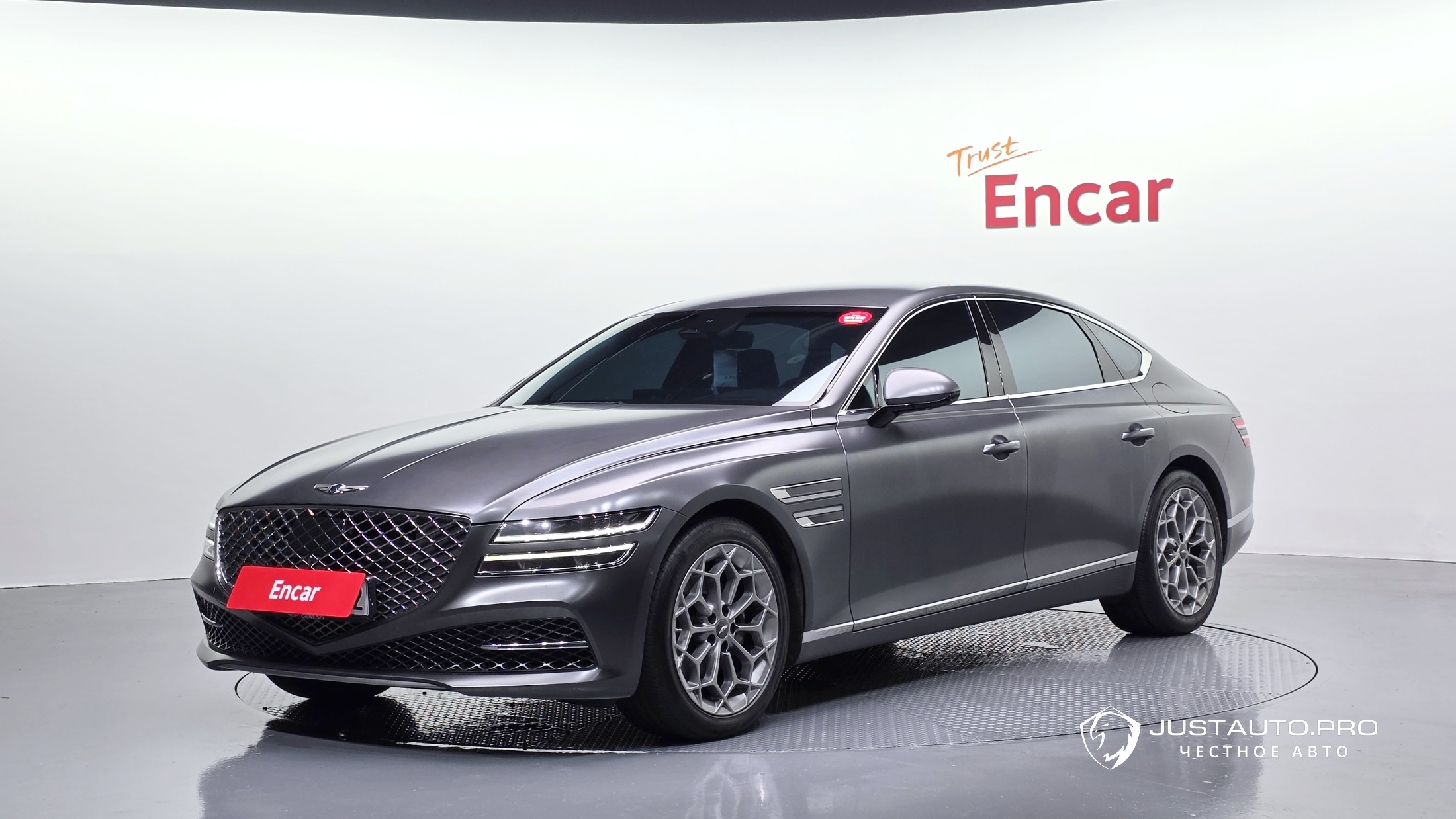 Автомобиль Genesis G80