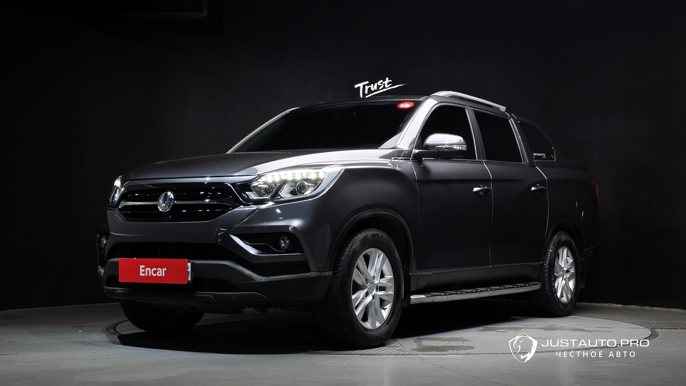 Автомобиль KG_Mobility_Ssangyong Rexton